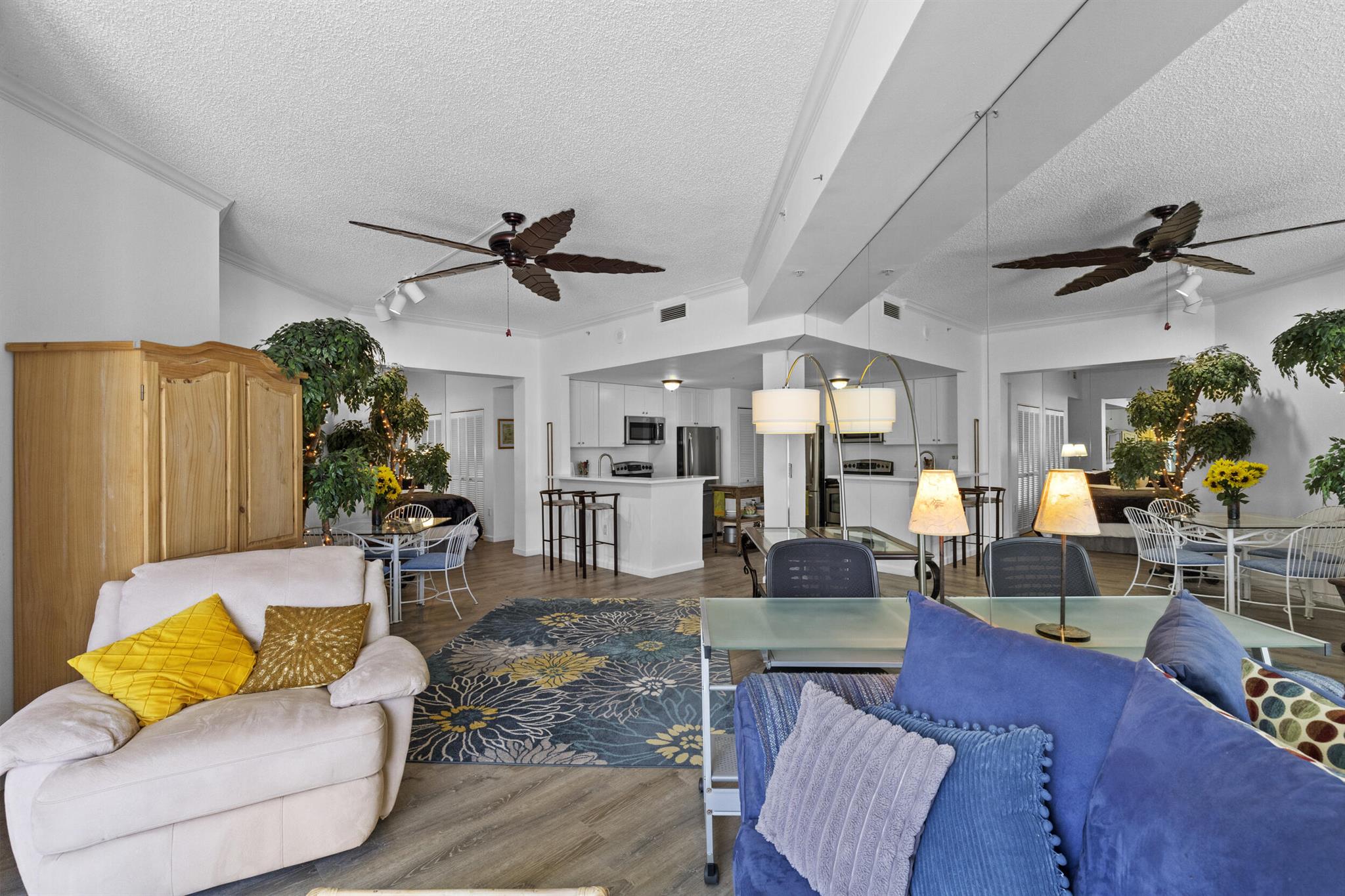 255 Evernia Street 1518