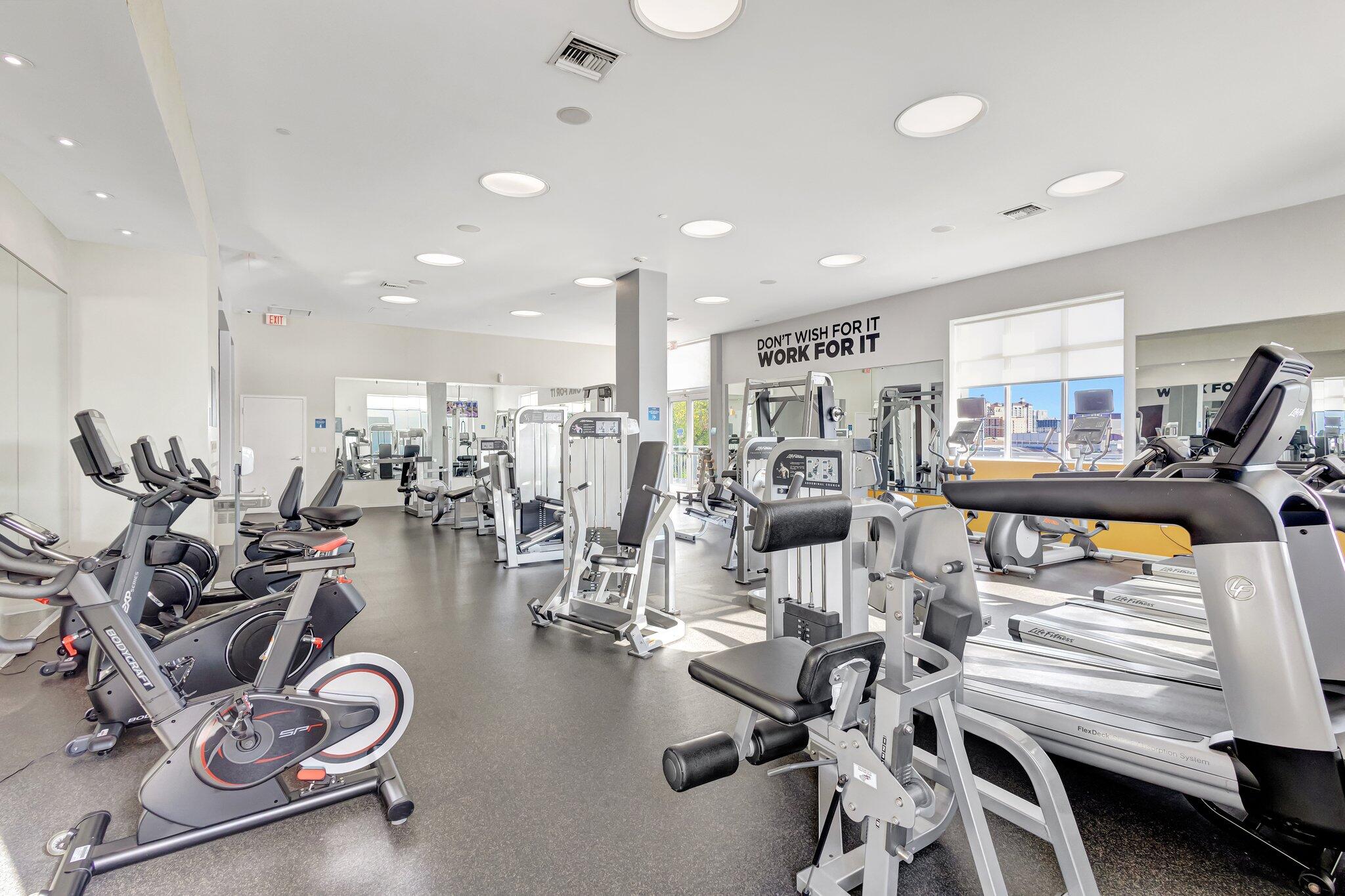 300 S Australian 1208 Avenue 1208
