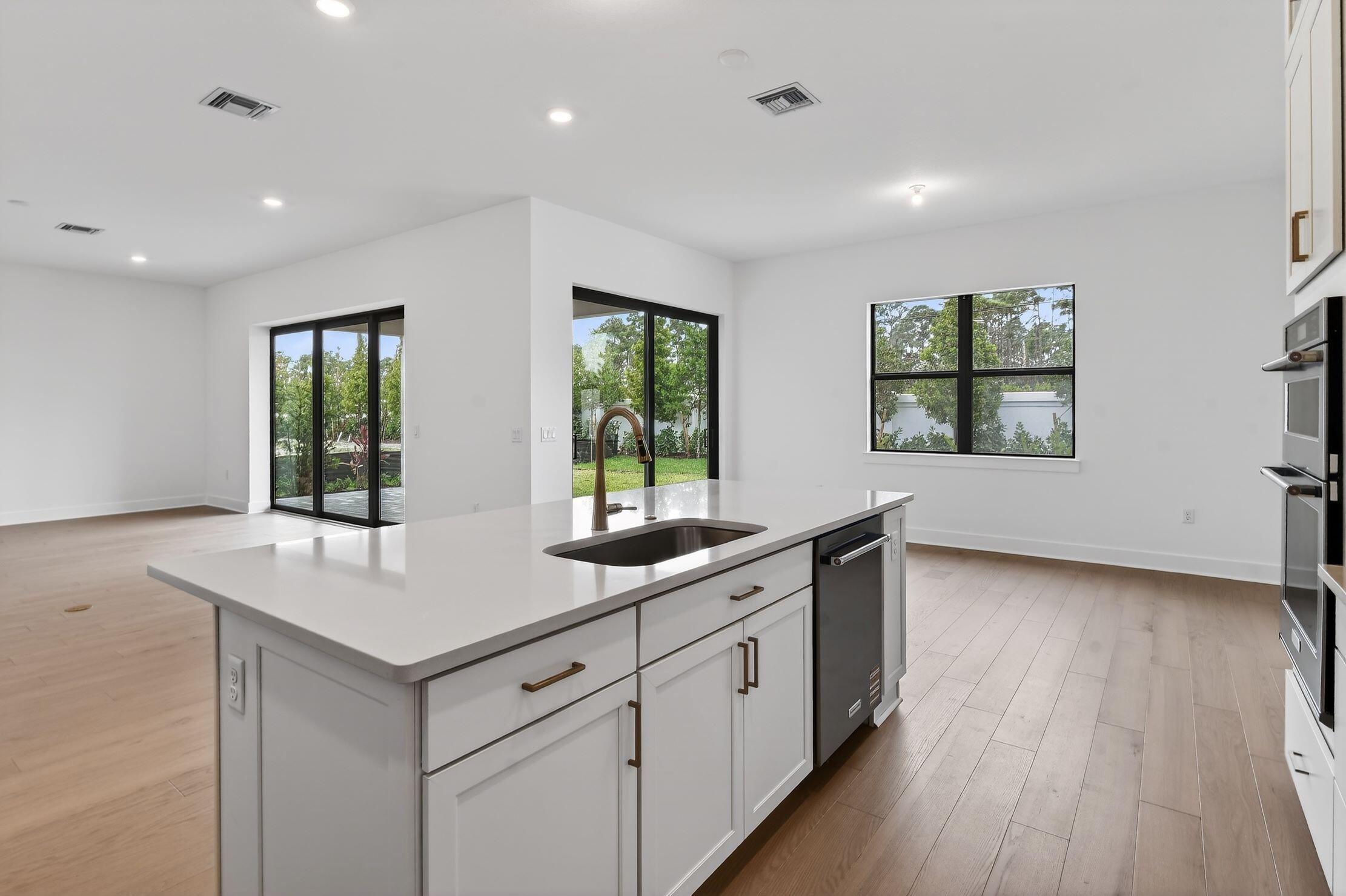13808 Dalrada Avenue Scarlett 67
