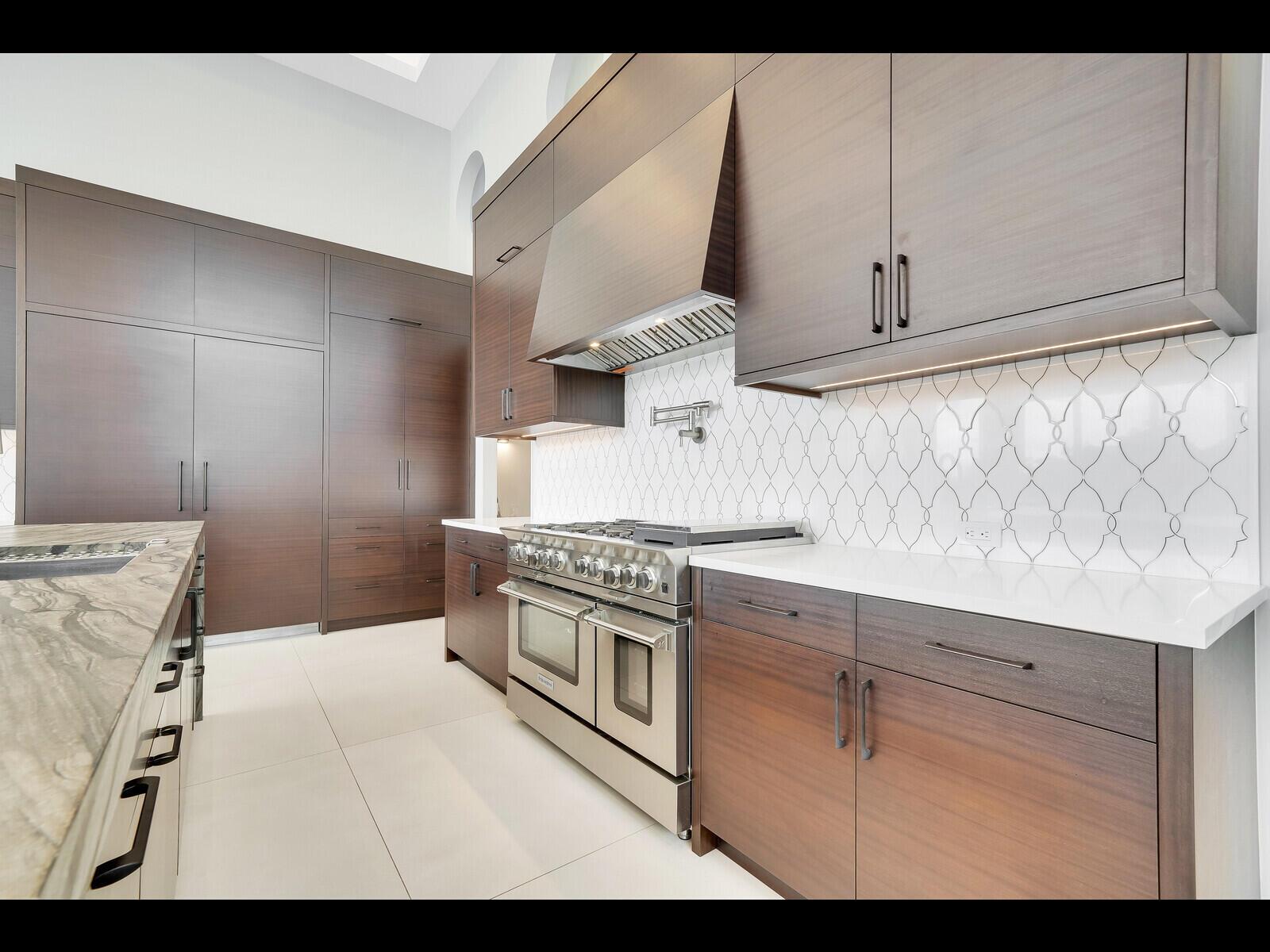 12990 Marsh Landing
