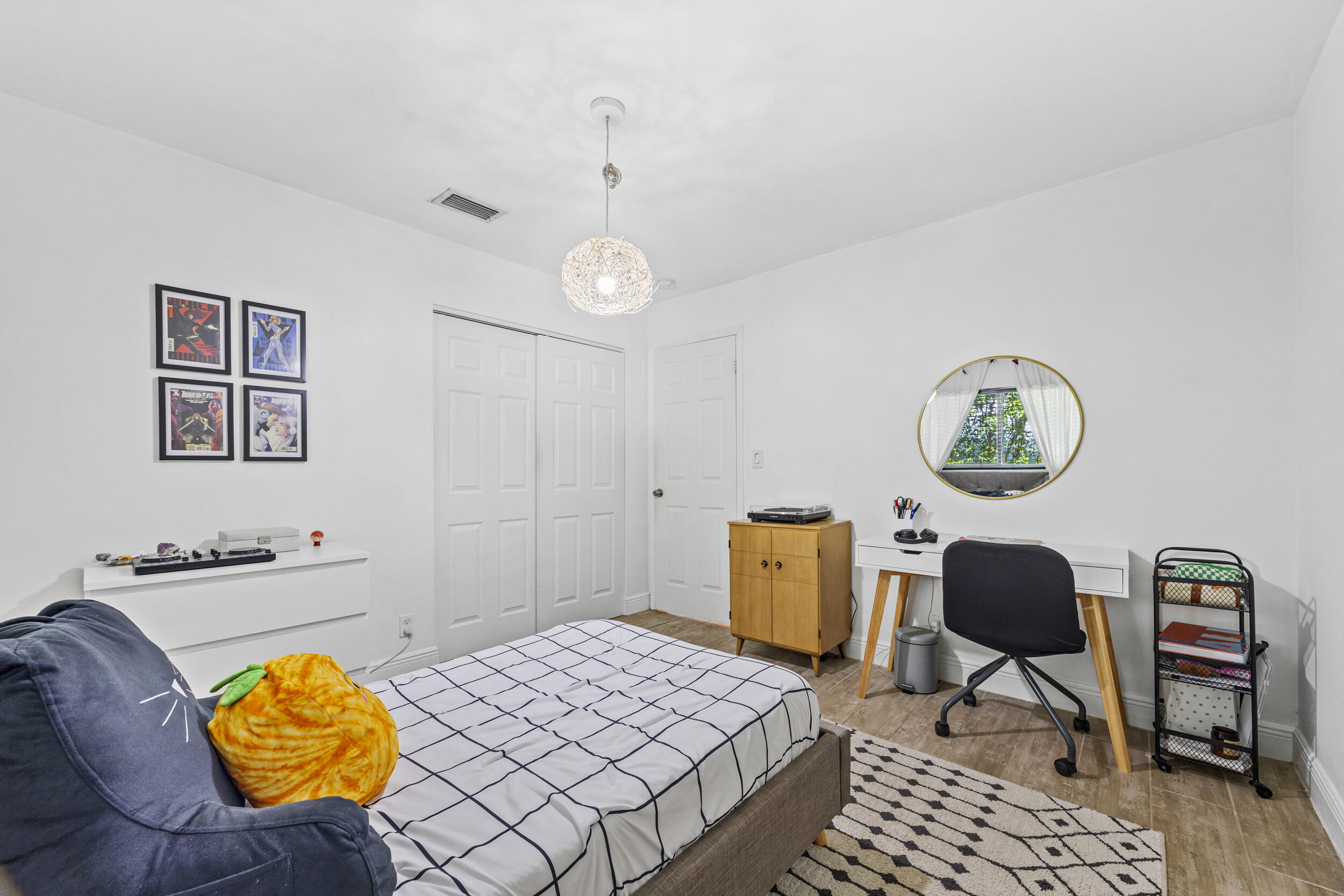 407 Riverside Drive