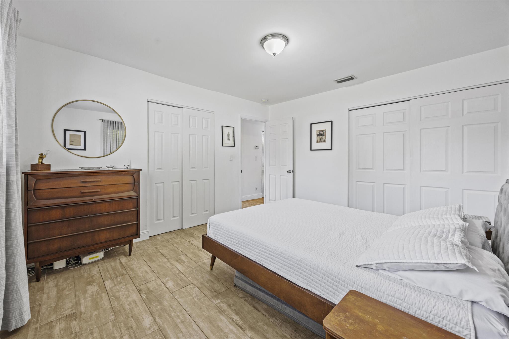 407 Riverside Drive