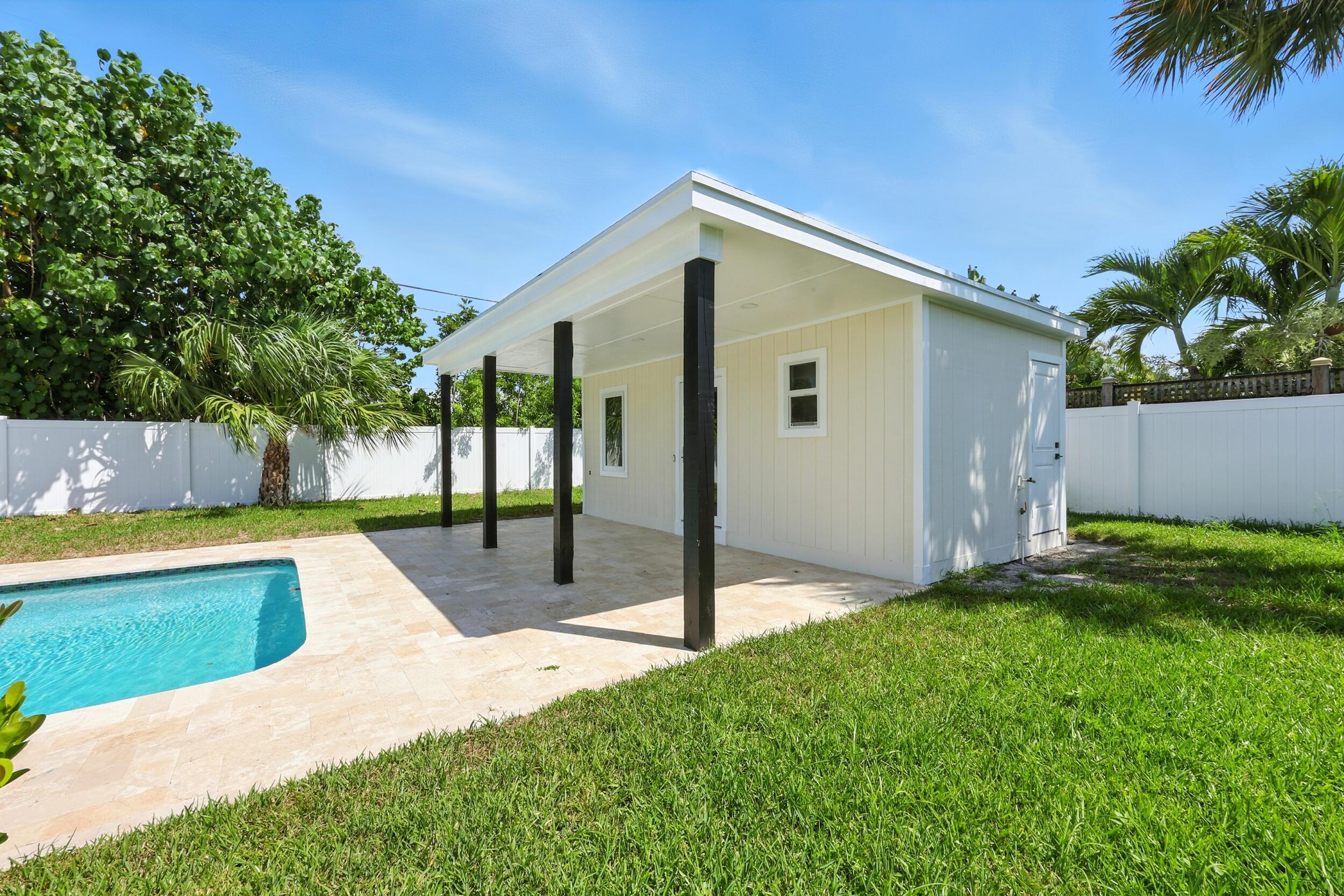 18965 SE Southgate Drive