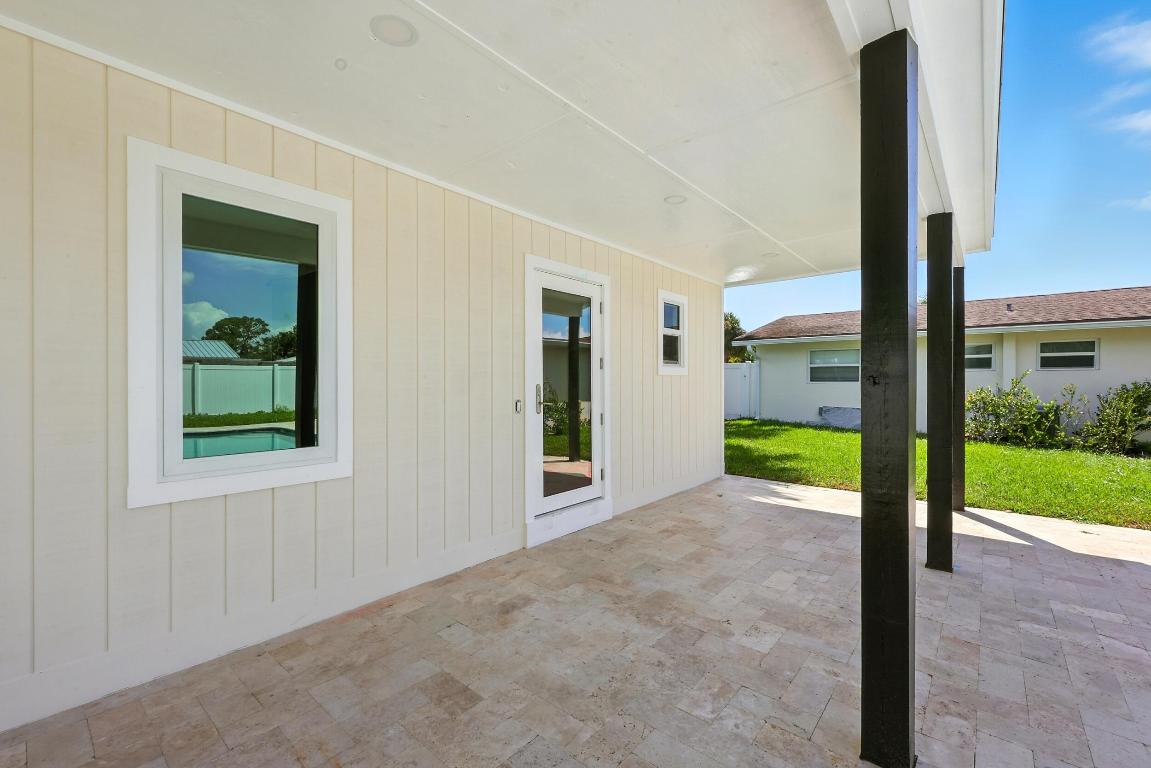 18965 SE Southgate Drive