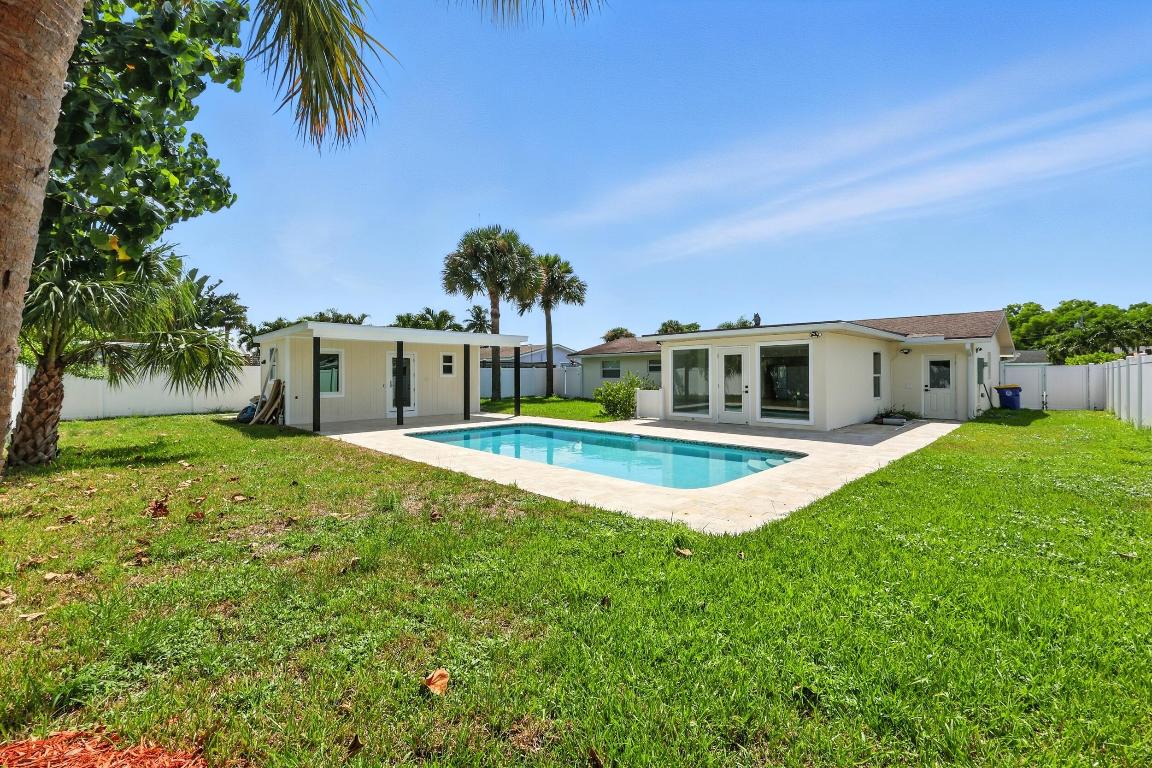 18965 SE Southgate Drive