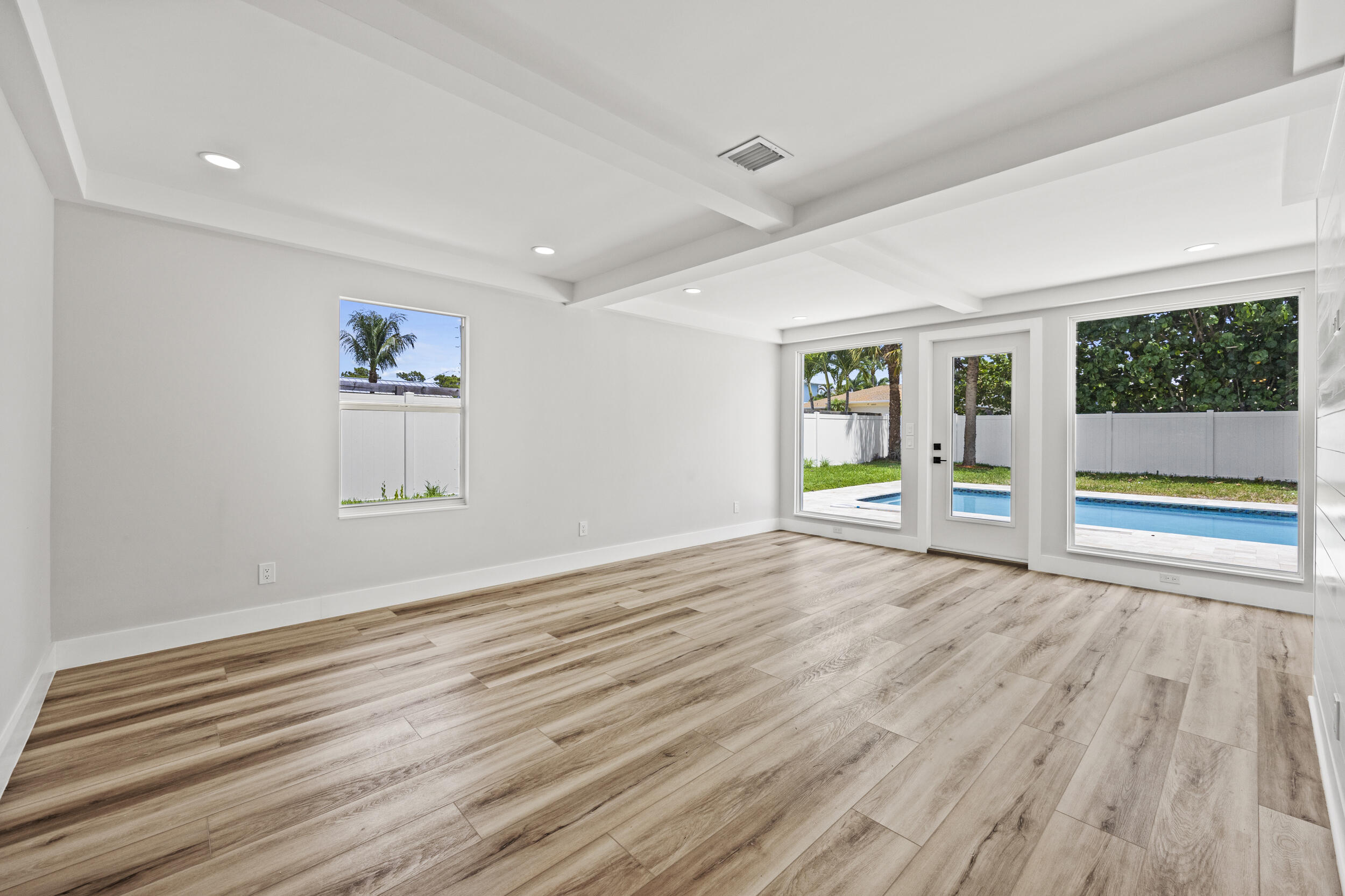 18965 SE Southgate Drive