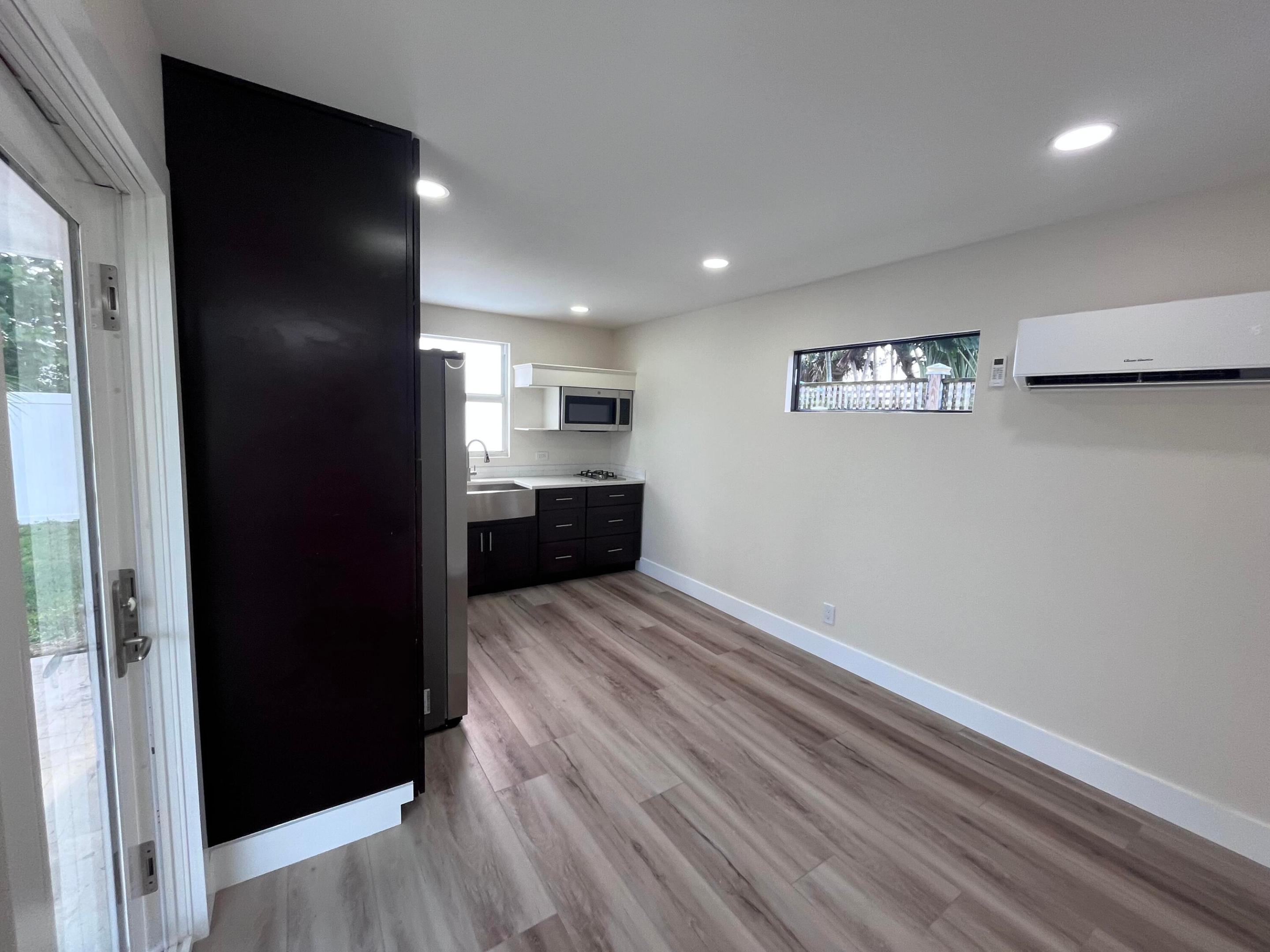 18965 SE Southgate Drive