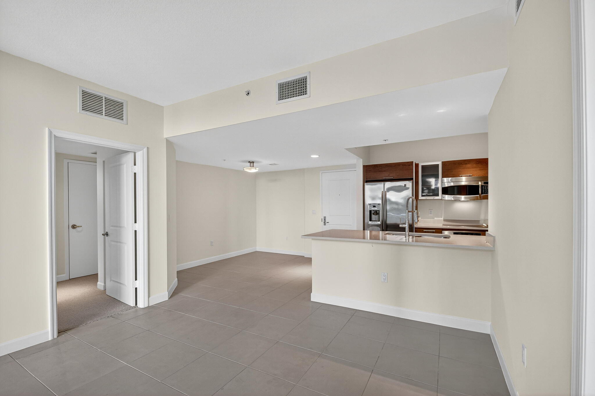 480 Hibiscus Street 338