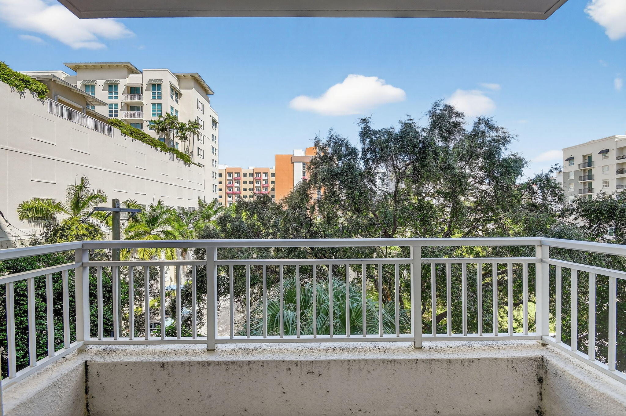 480 Hibiscus Street 338