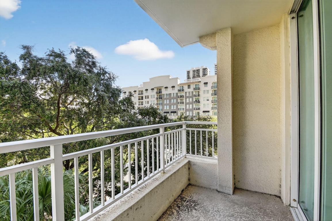 480 Hibiscus Street 338