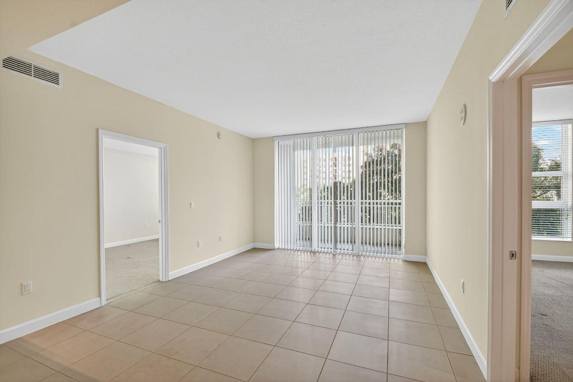 480 Hibiscus Street 338