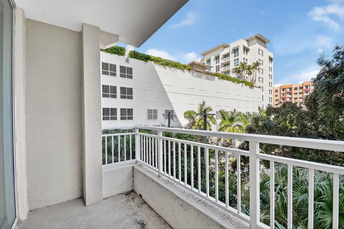 480 Hibiscus Street 338