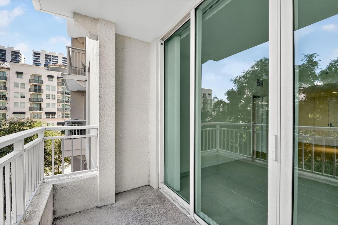 480 Hibiscus Street 338