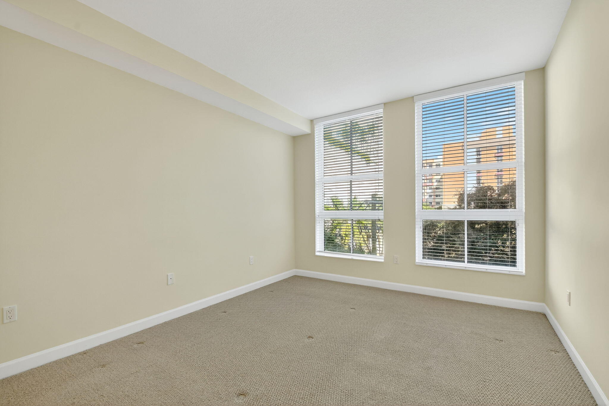 480 Hibiscus Street 338