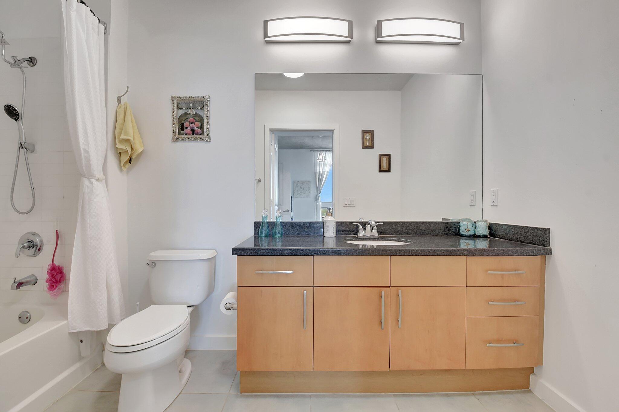 300 S Australian Avenue 1208