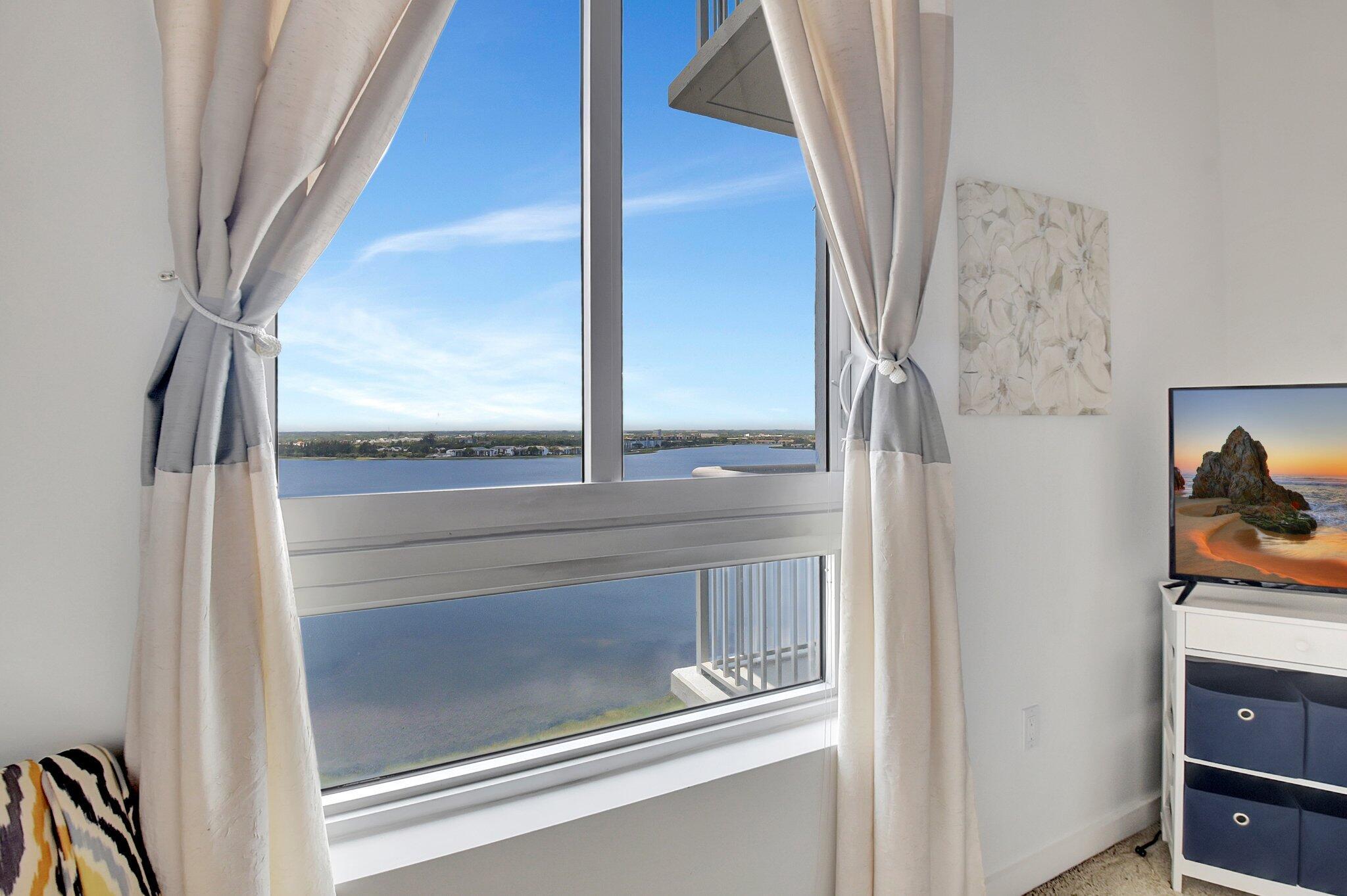 300 S Australian Avenue 1208