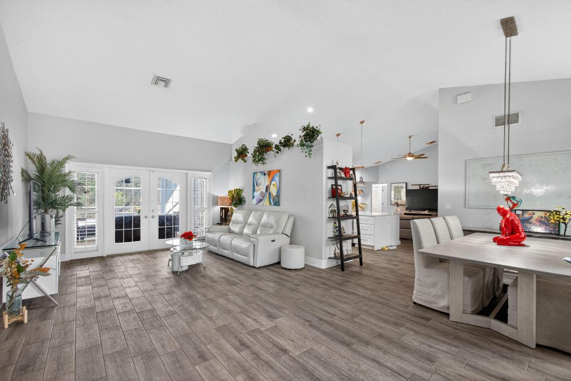 13033 Randolph Siding Road N