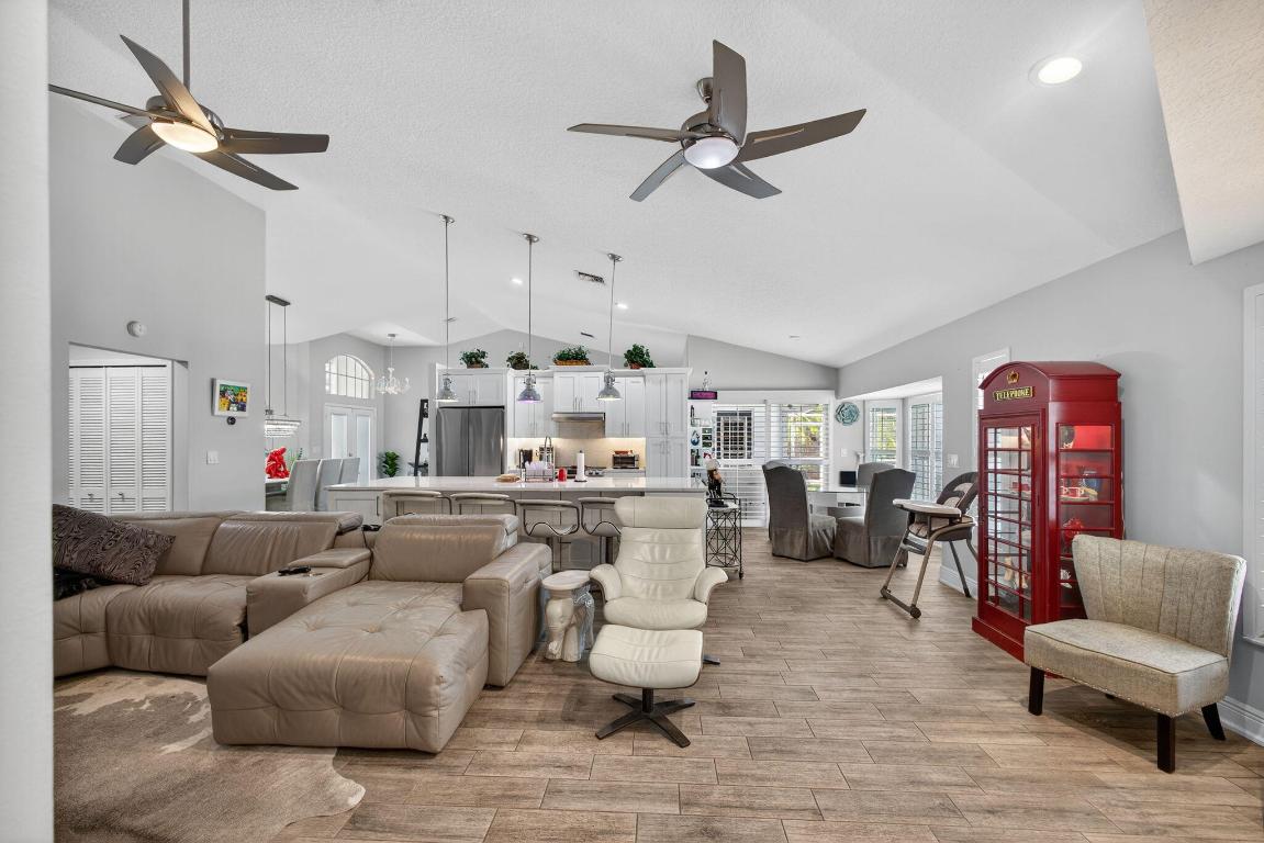 13033 Randolph Siding Road N