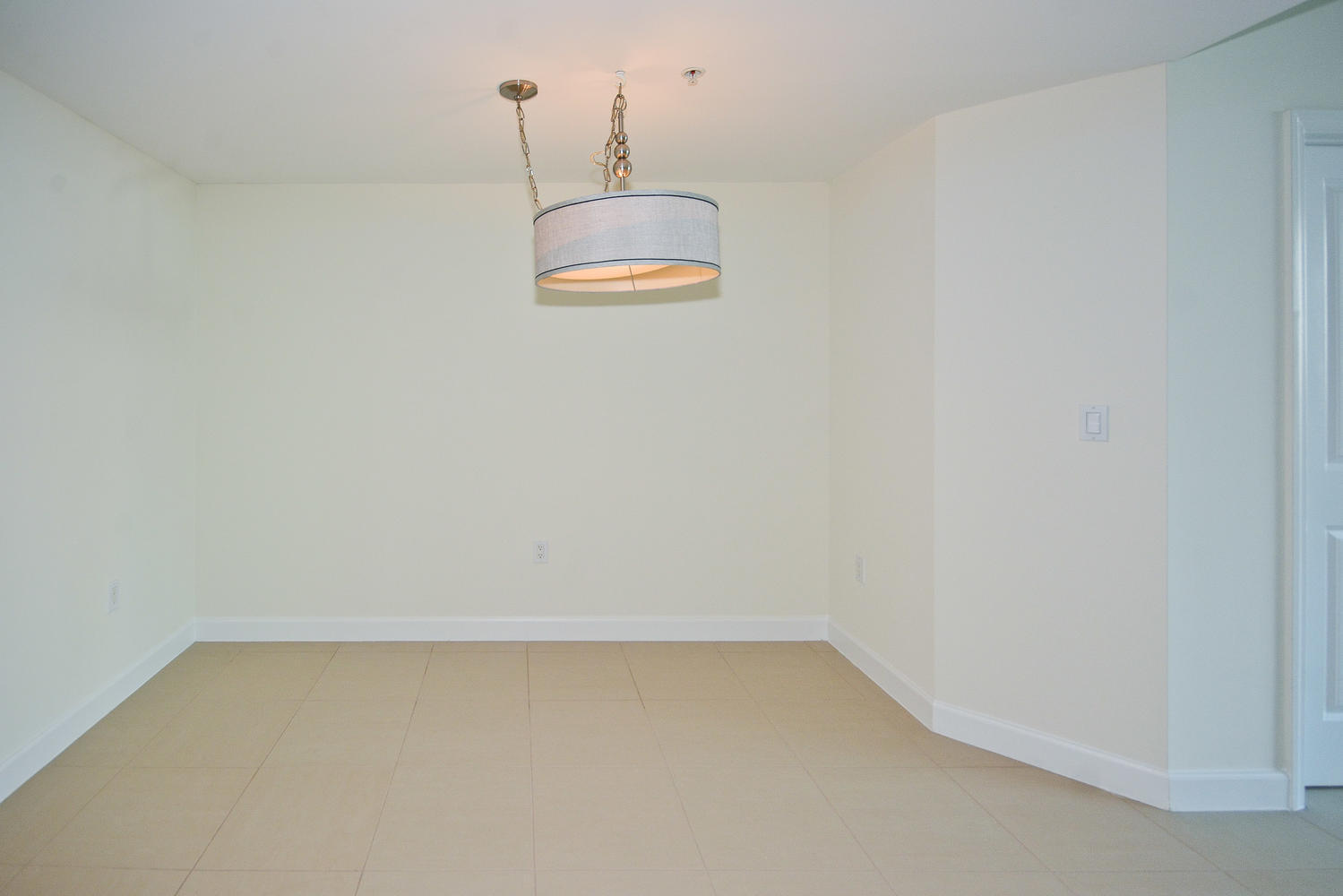 480 Hibiscus Street 841
