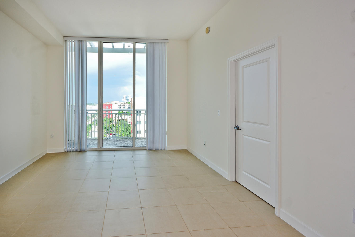 480 Hibiscus Street 841