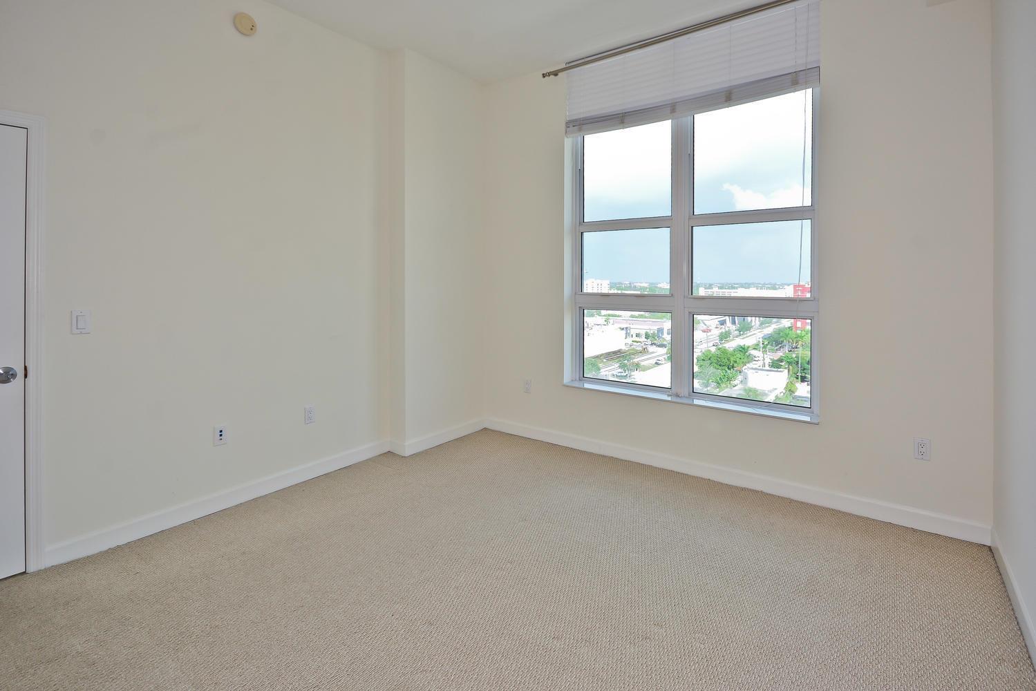 480 Hibiscus Street 841