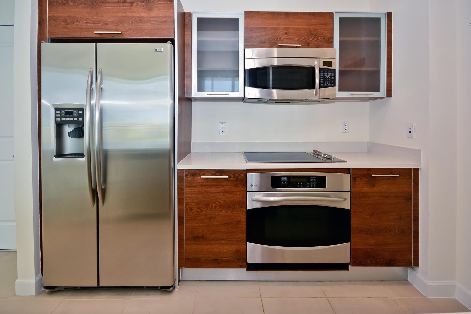 480 Hibiscus Street 841