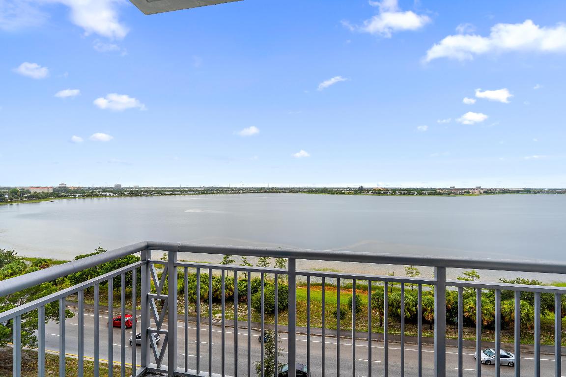 300 S Australian Avenue 811