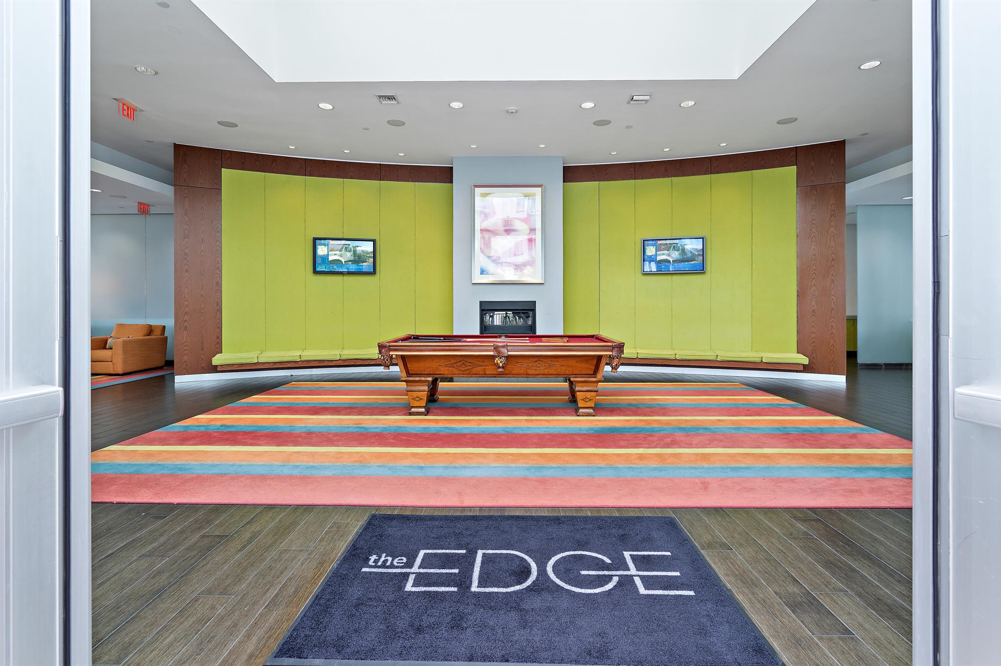 300 S Australian Avenue 811