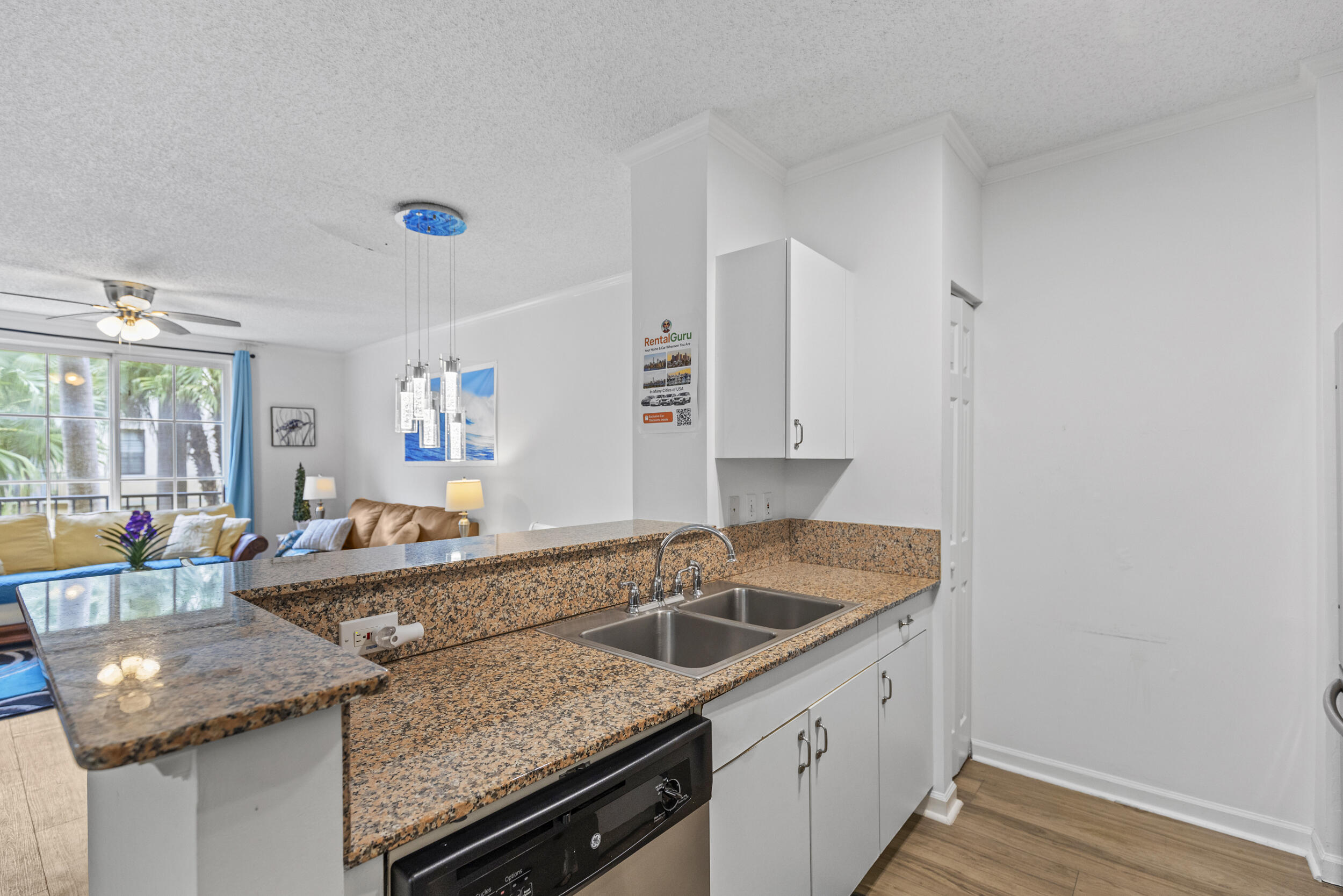 630 S Sapodilla Avenue 202