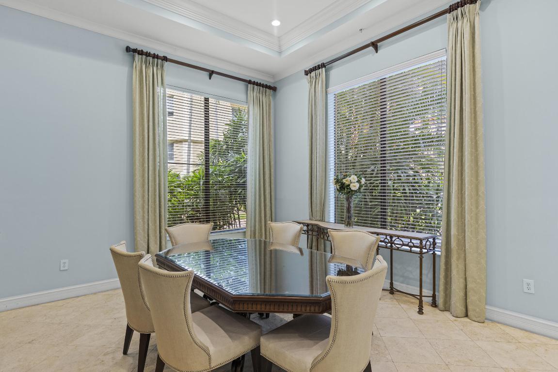 630 S Sapodilla Avenue 202