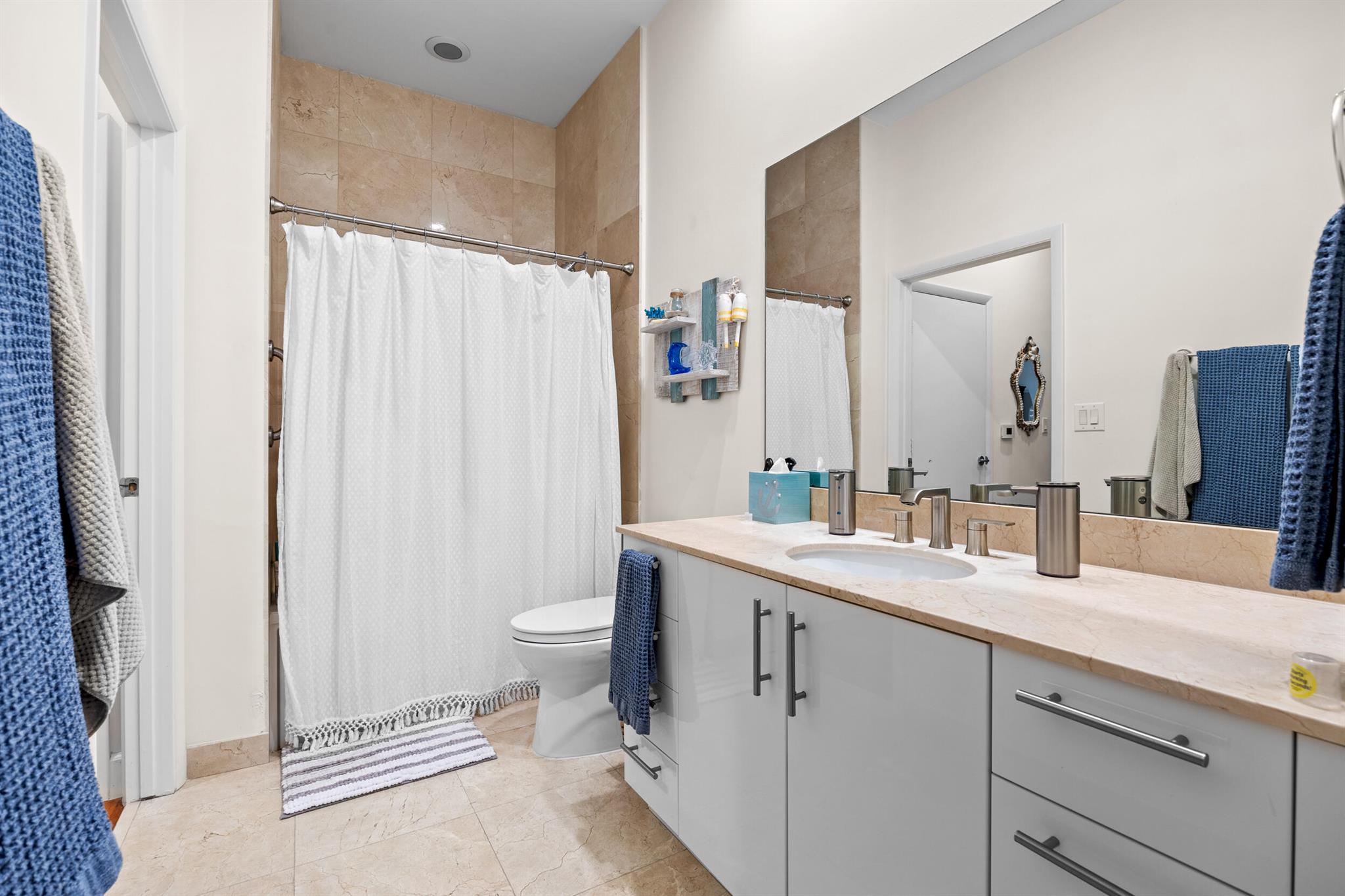 550 Okeechobee Boulevard 114