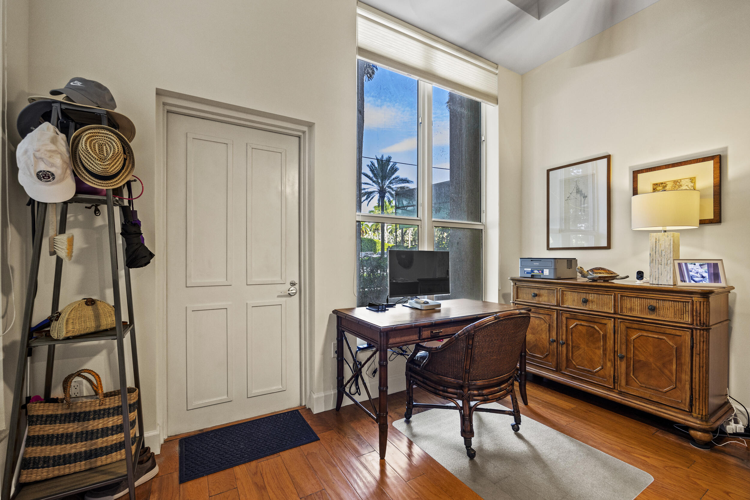 550 Okeechobee Boulevard 114