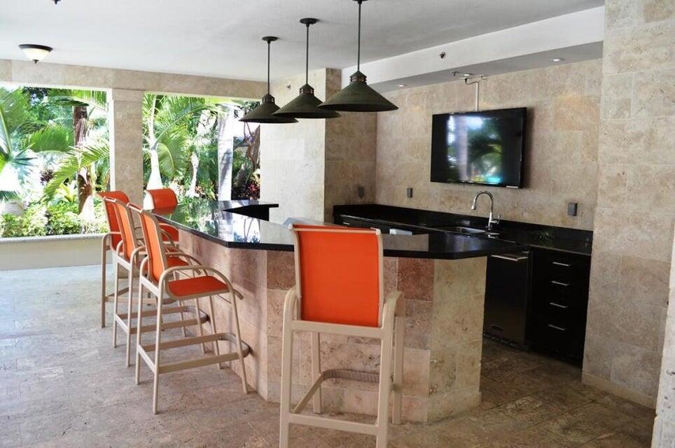 550 Okeechobee Boulevard 114