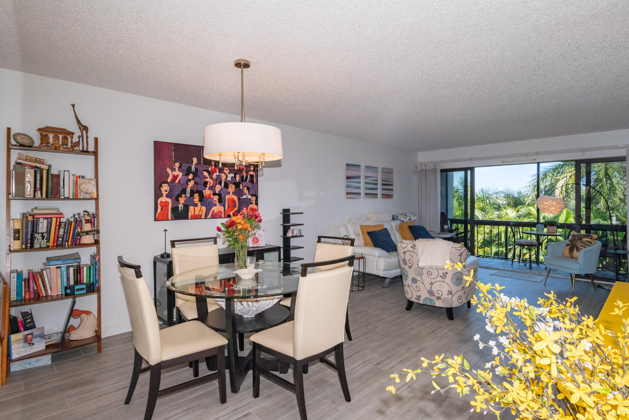 2550 Presidential Way 302