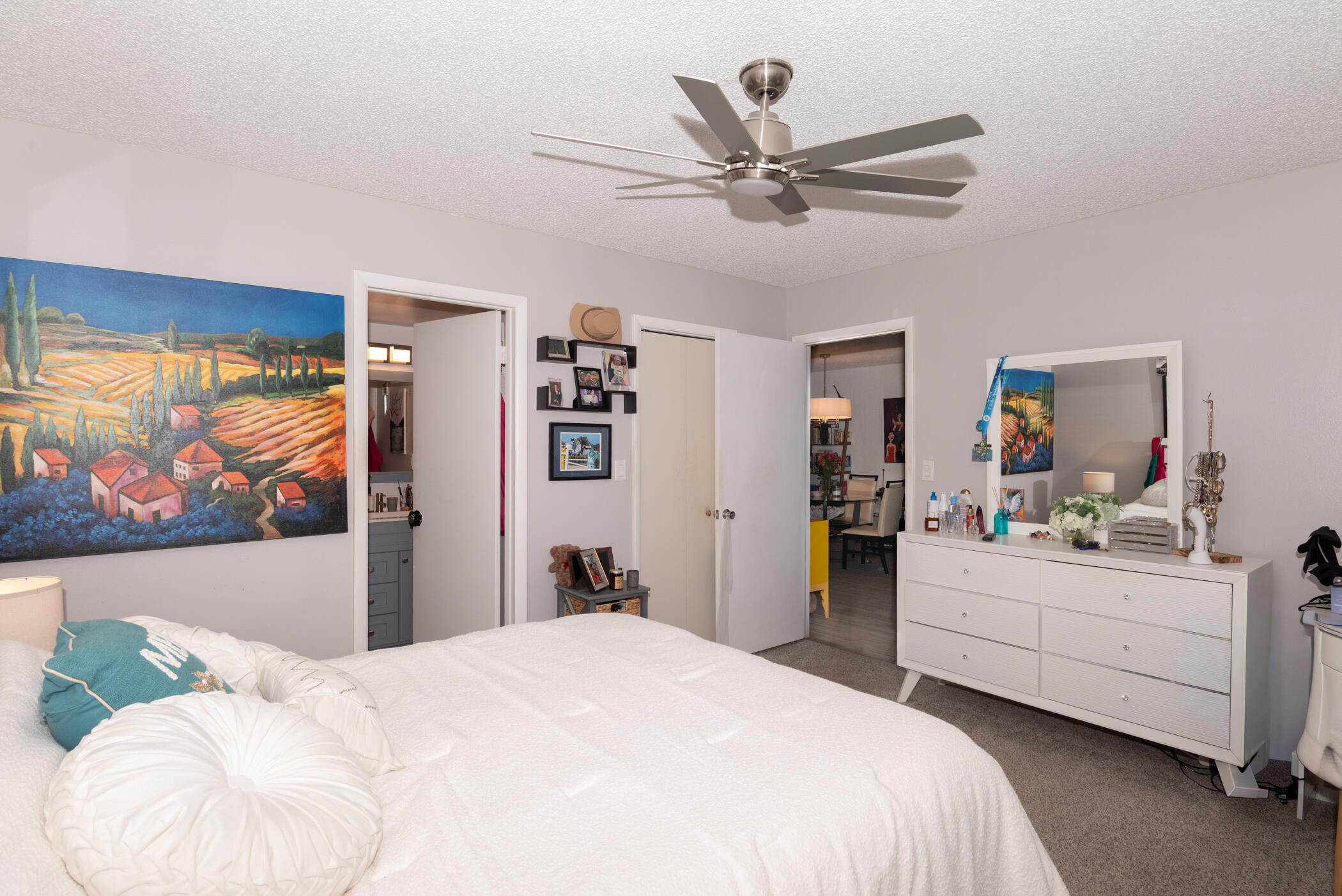 2550 Presidential Way 302