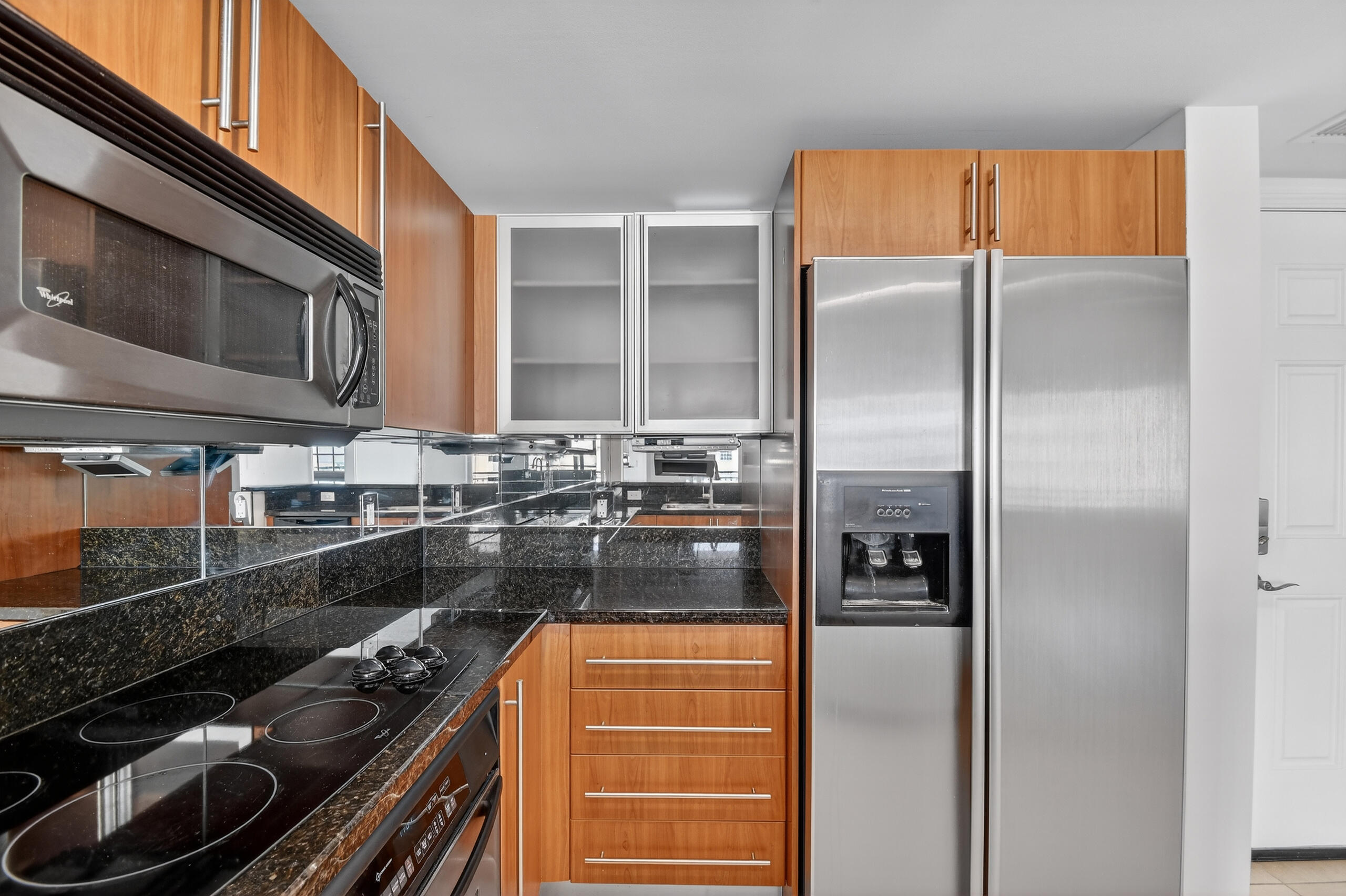 610 Clematis Street 631