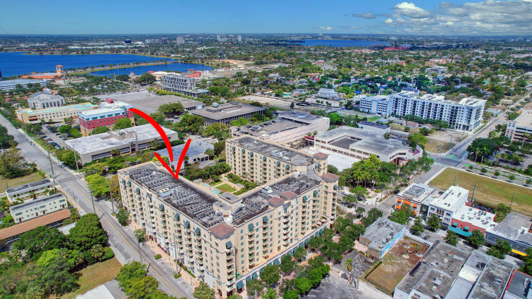 610 Clematis Street 631