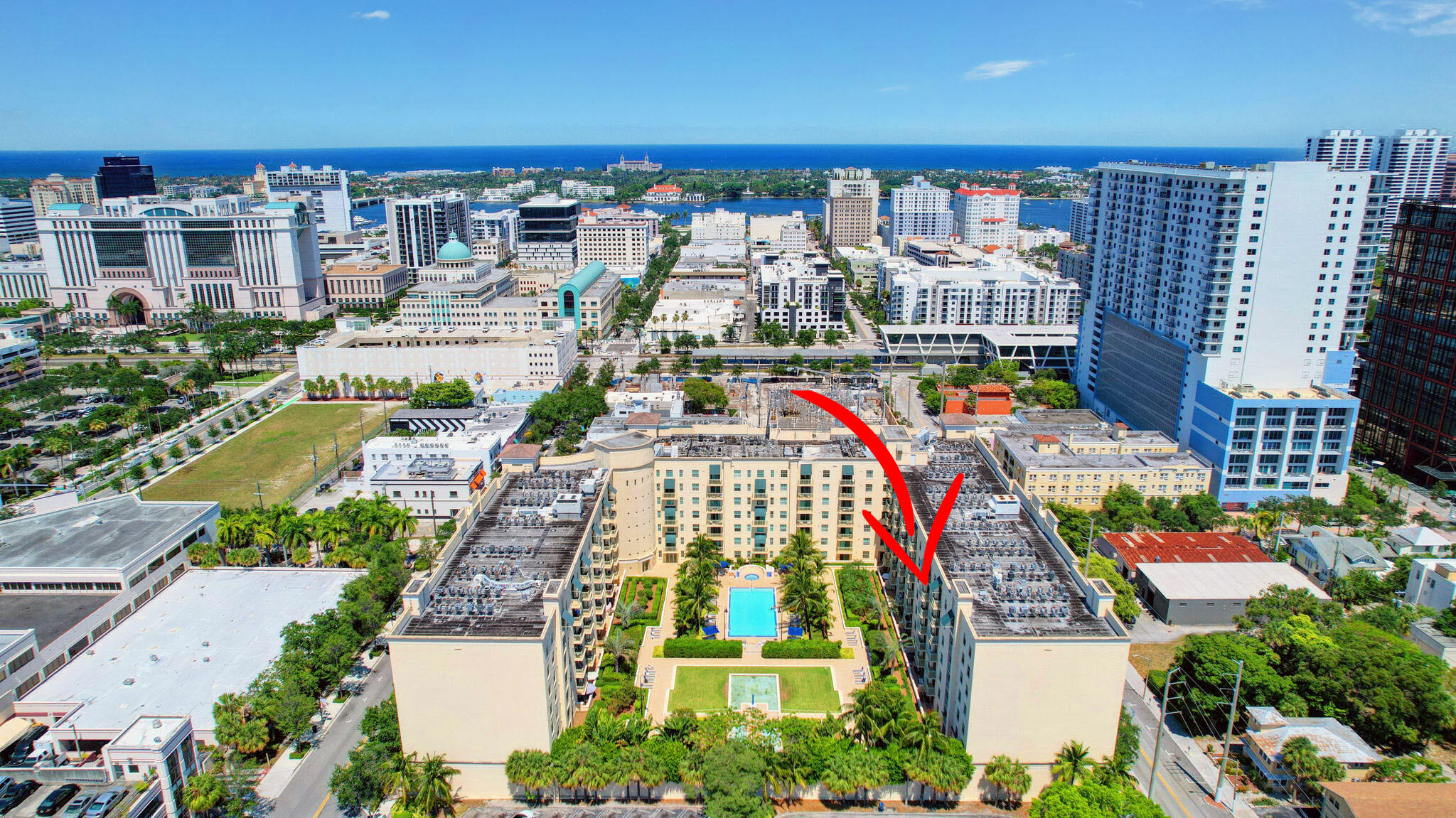 610 Clematis Street 631