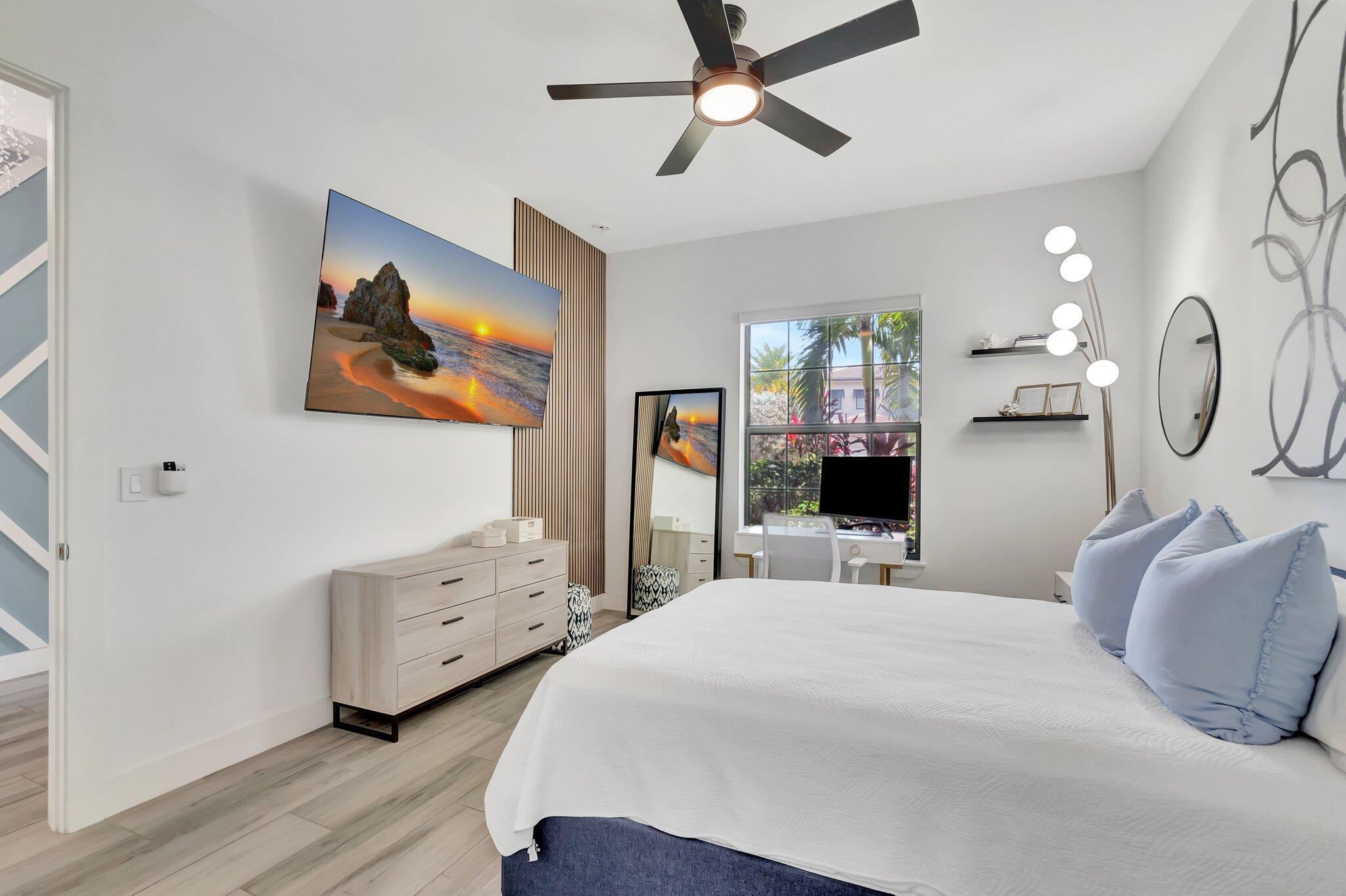 2828 Gin Berry Way