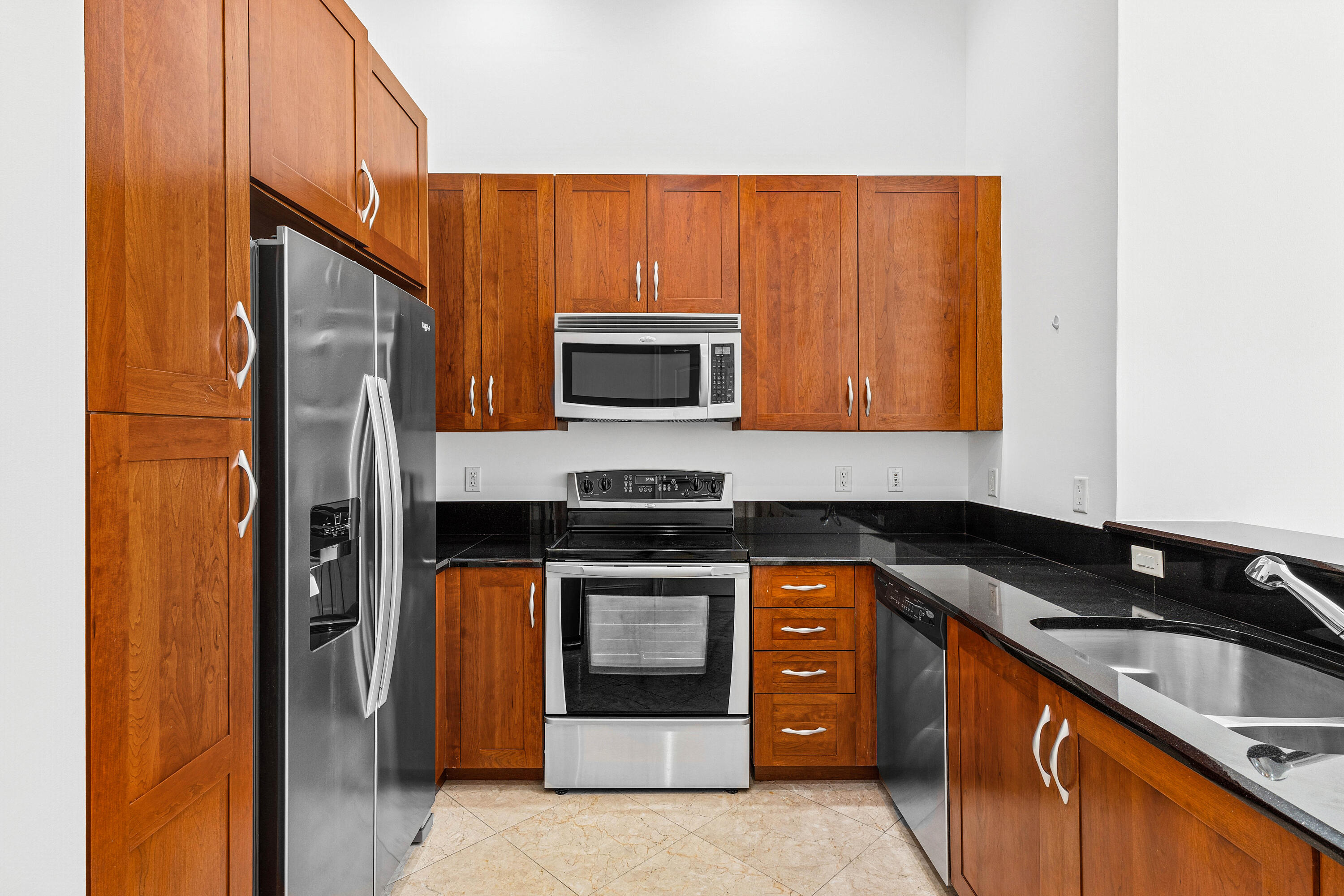 701 S Olive Avenue 305