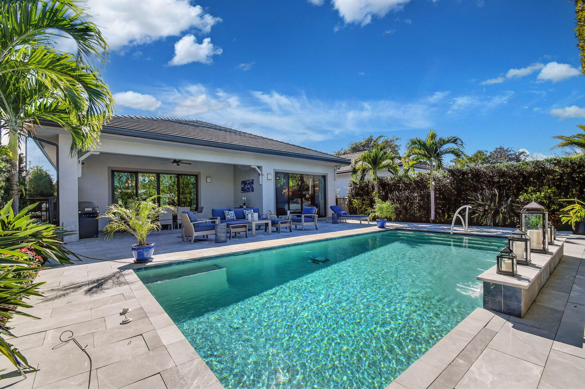 3089 Bellflower Circle