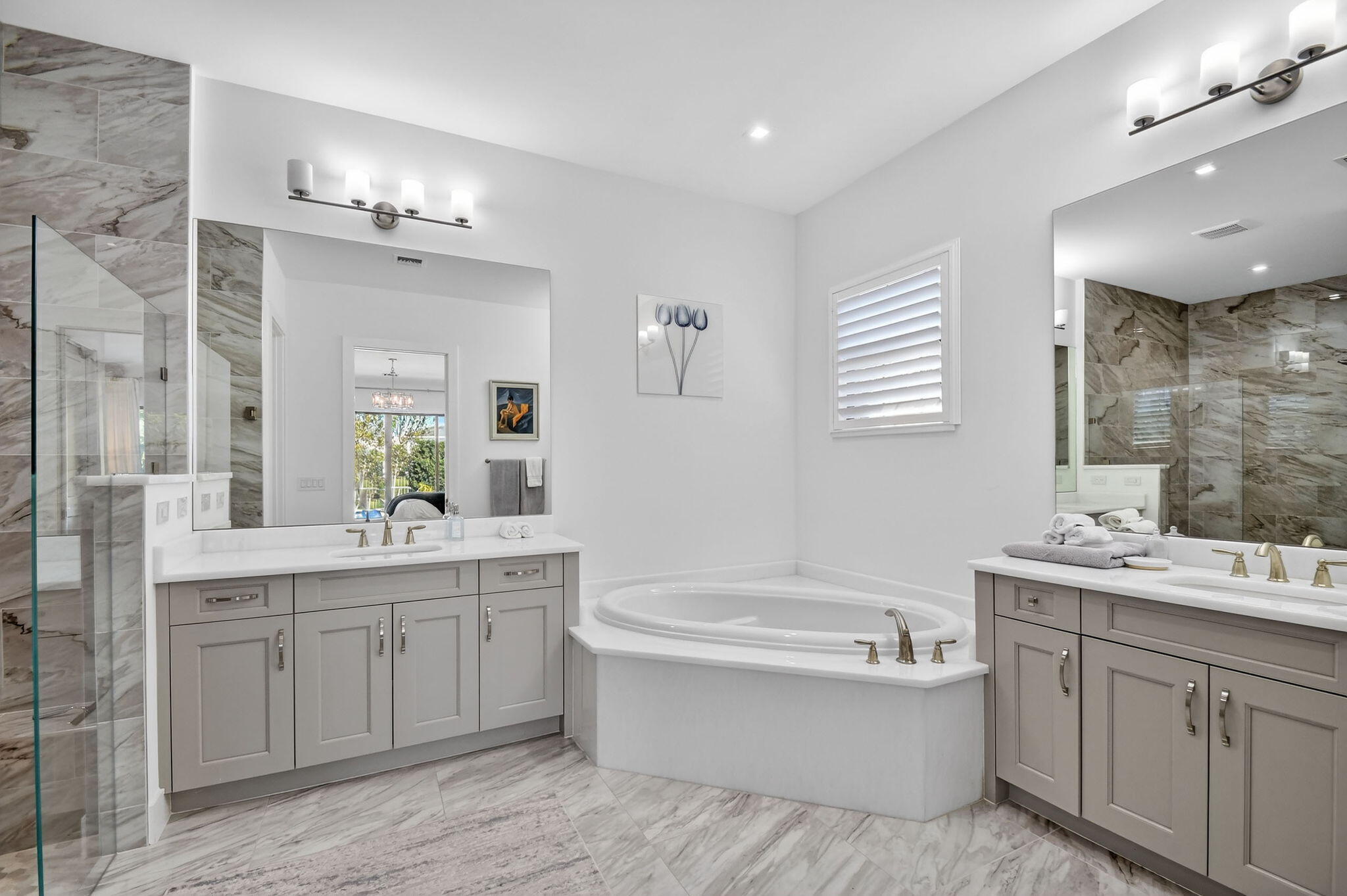 3089 Bellflower Circle