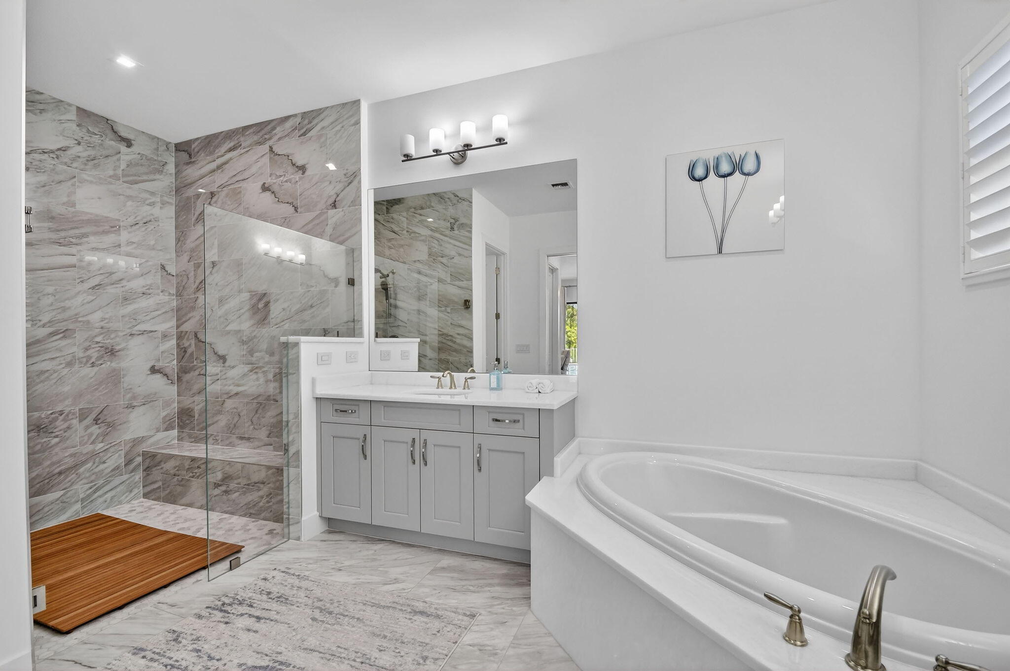 3089 Bellflower Circle