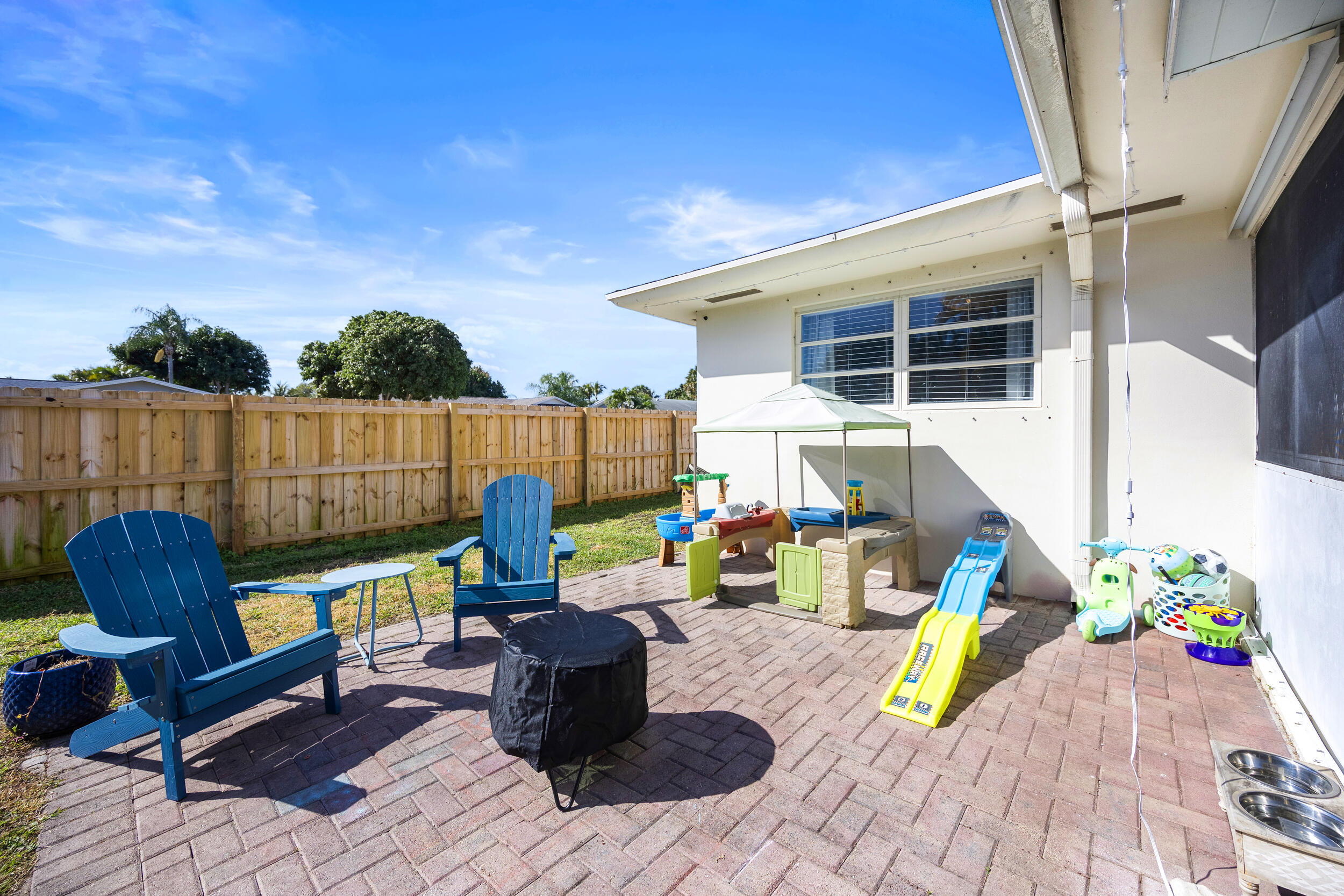 9676 Heather Circle W