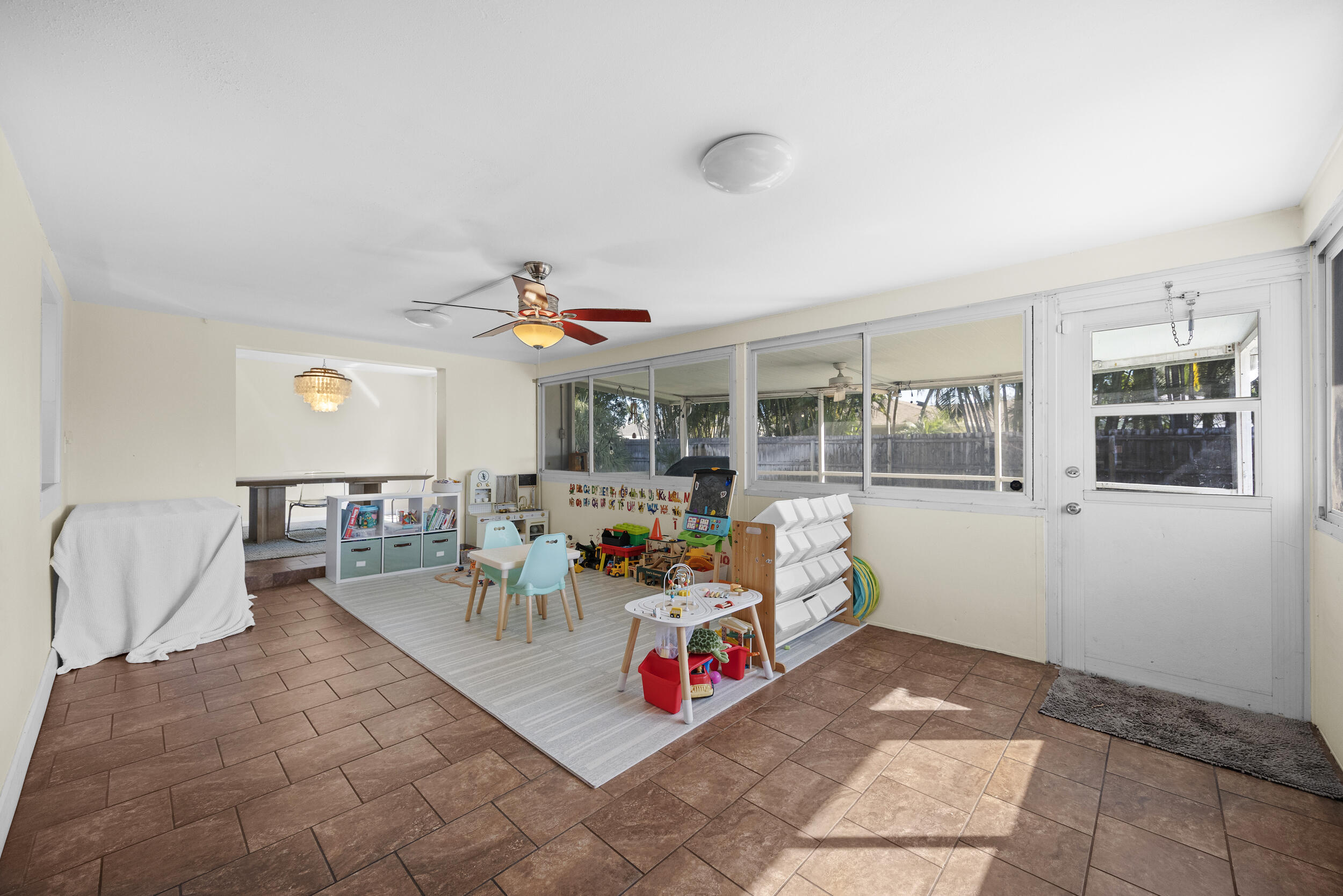 9676 Heather Circle W