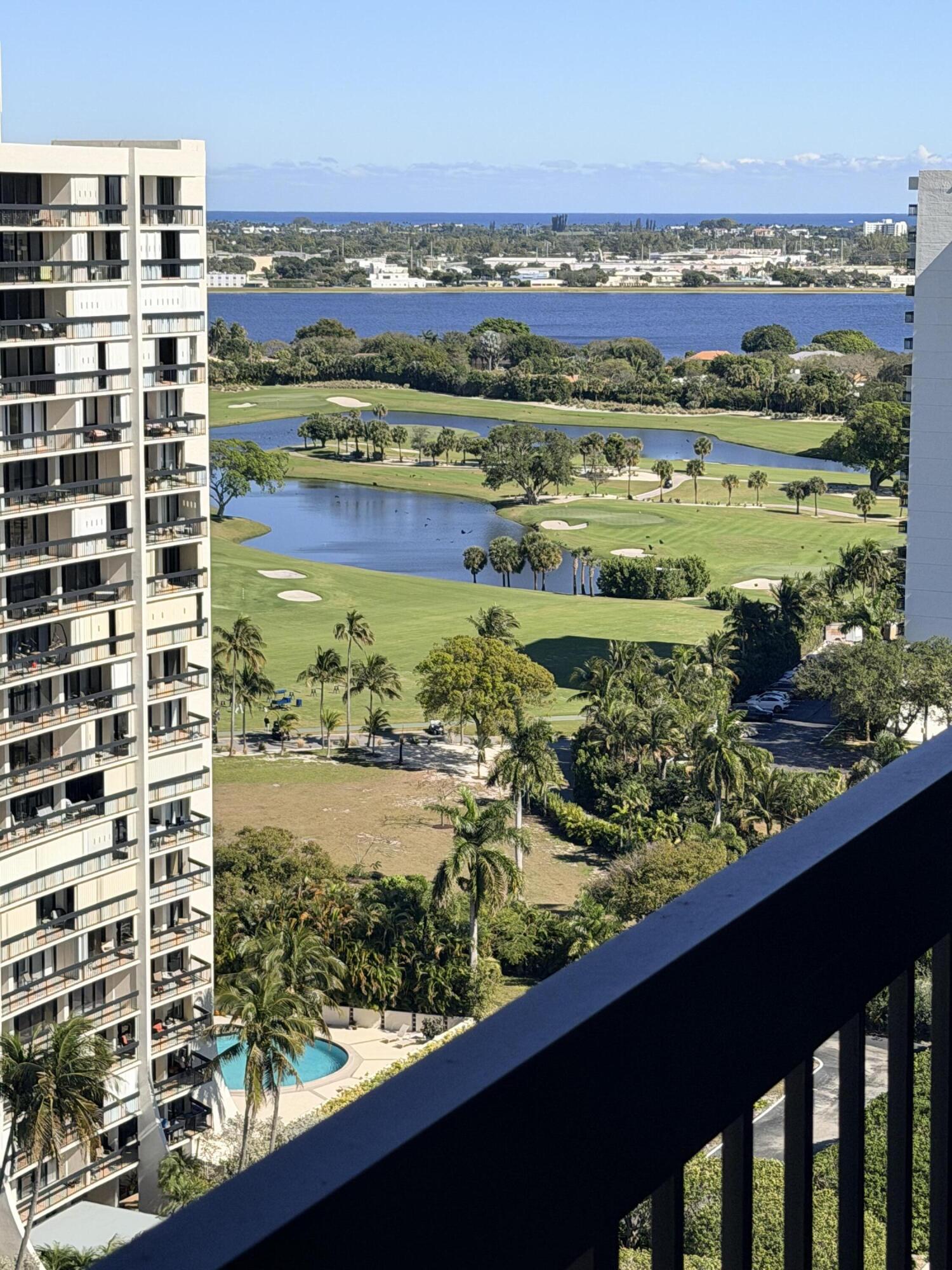 2425 Presidential Way Ph2