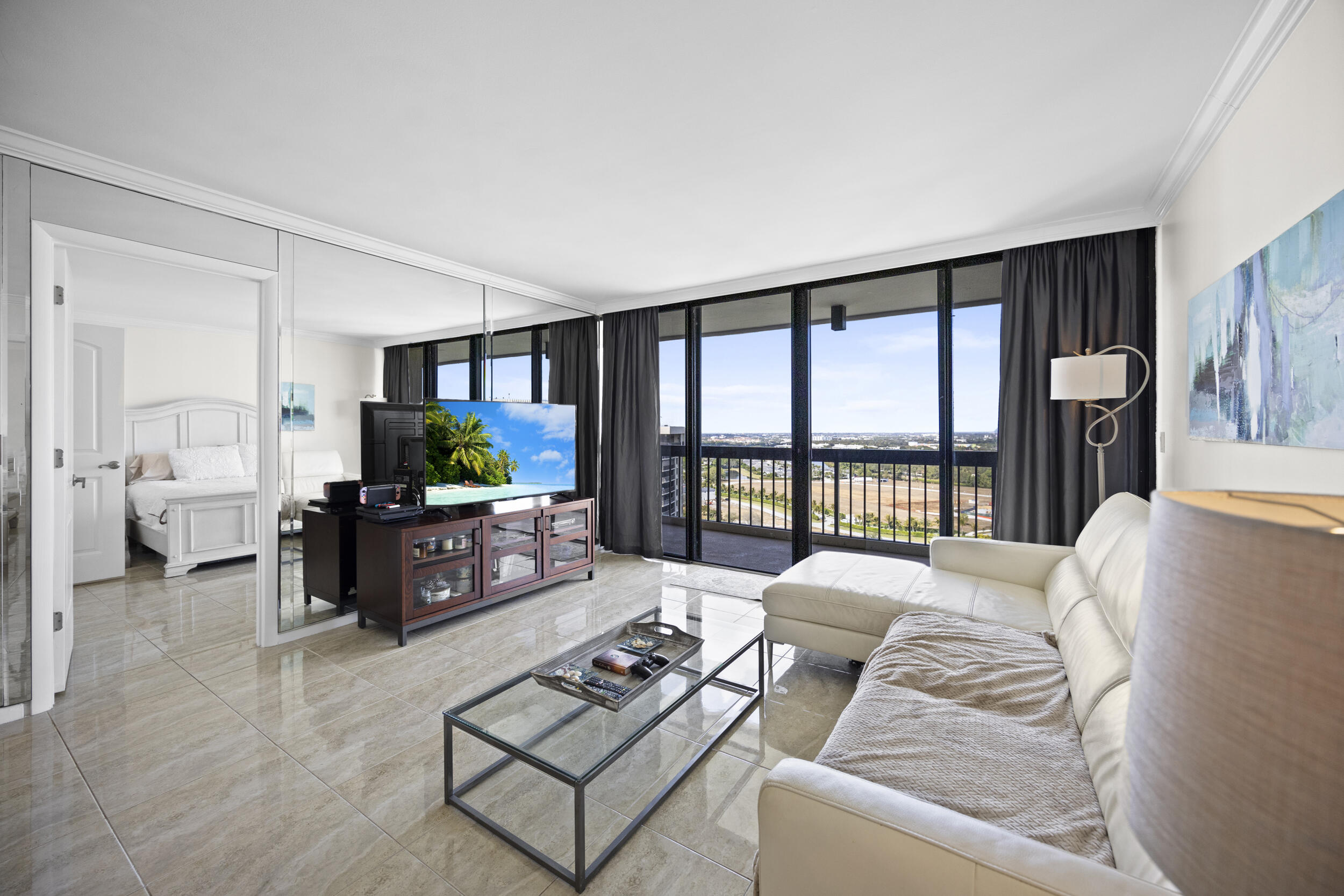 2425 Presidential Way Ph2