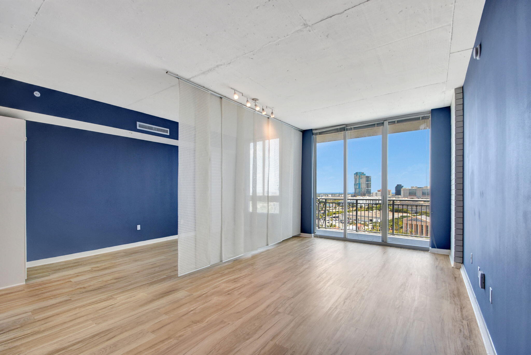 300 S Australian Avenue 1503