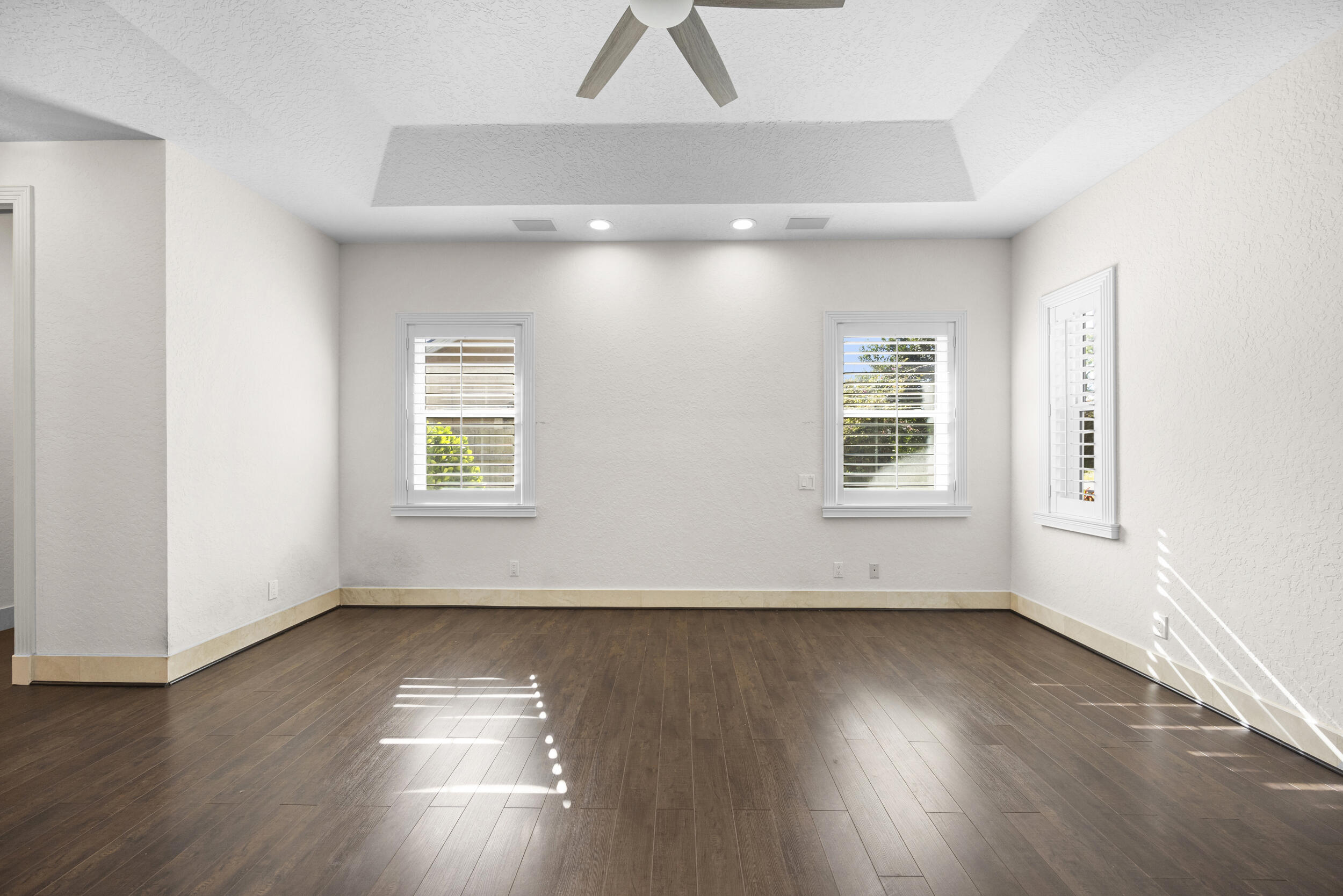 1558 Farmington Avenue