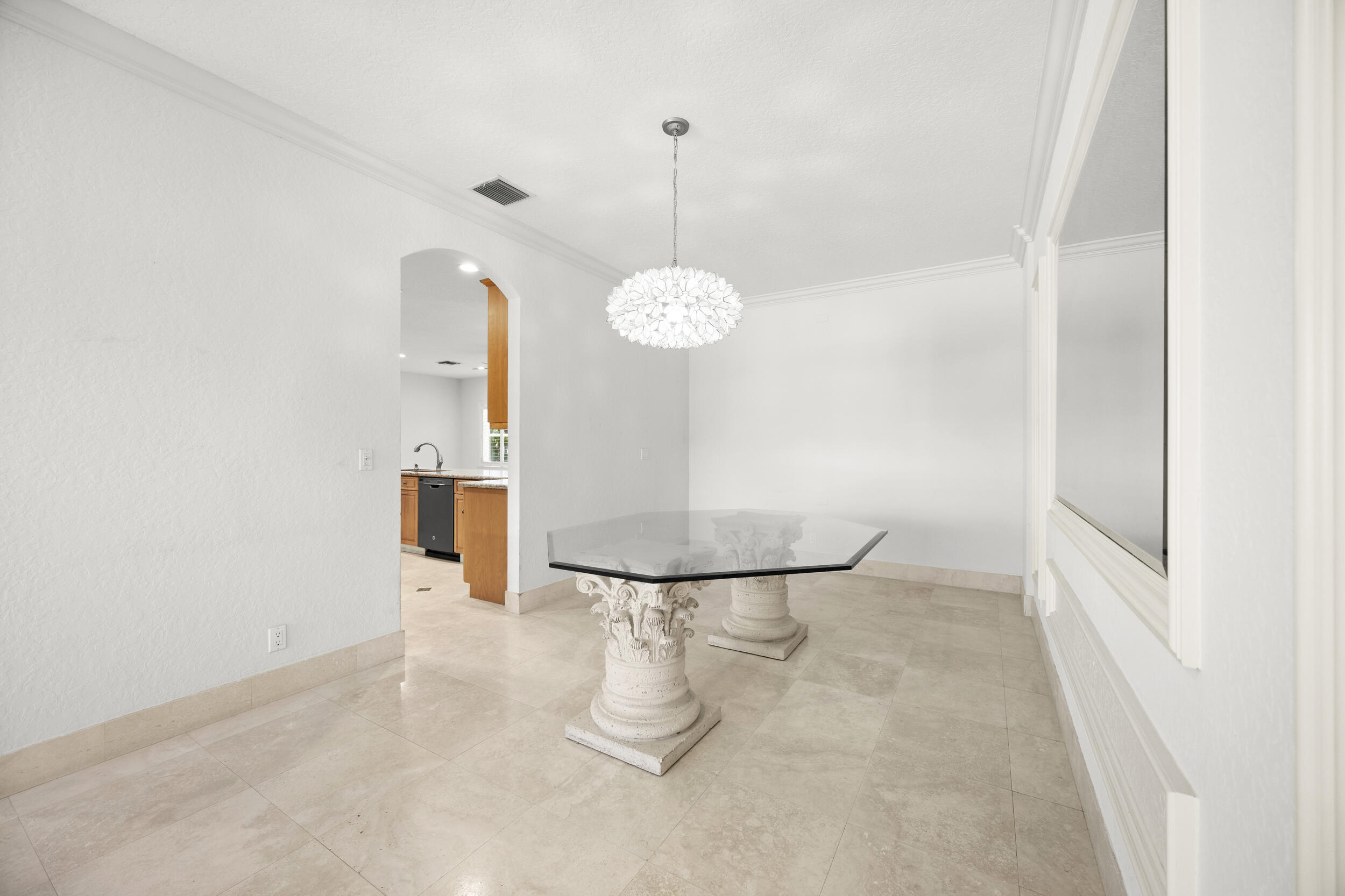 1558 Farmington Avenue